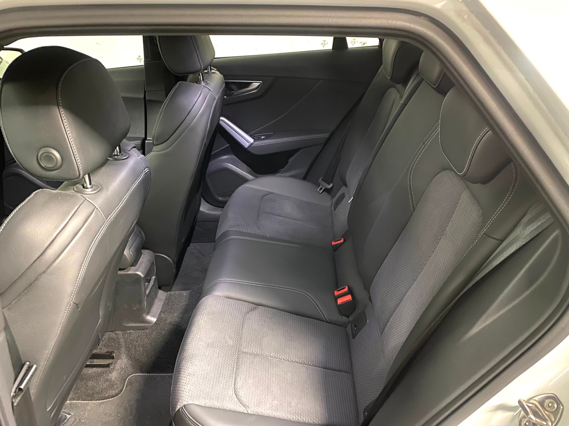 AUDI 2.0 TFSI quattro S-Tronic-image-5