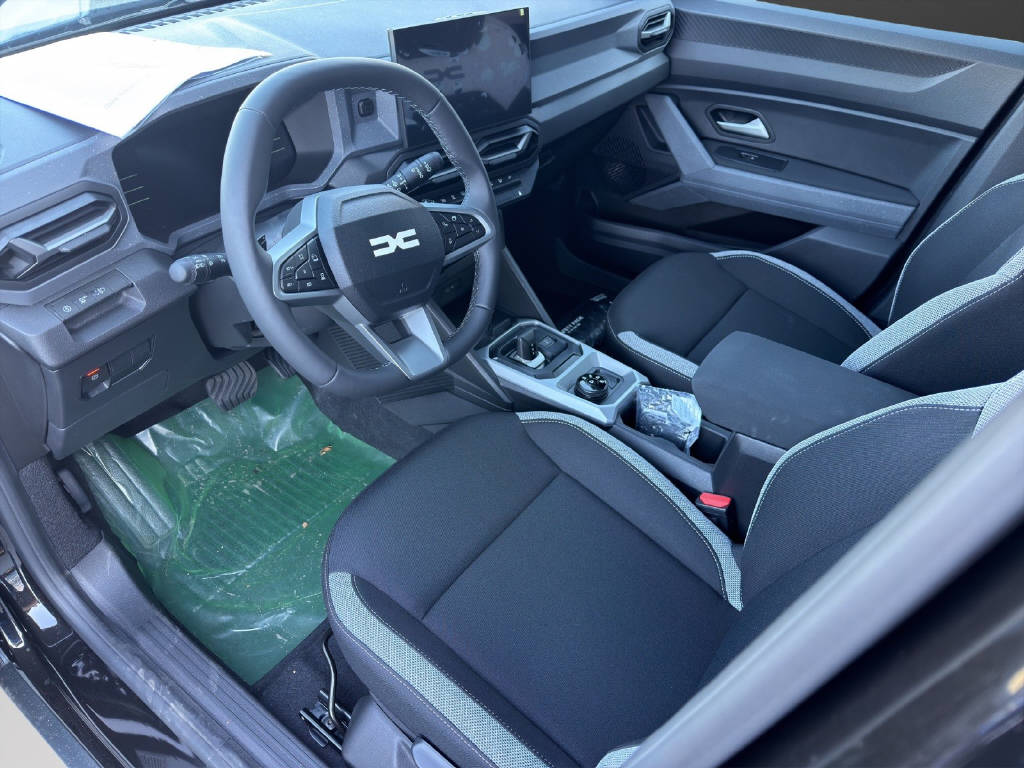 DACIA Duster 1.2 Hybrid Journey 4WD-image-7