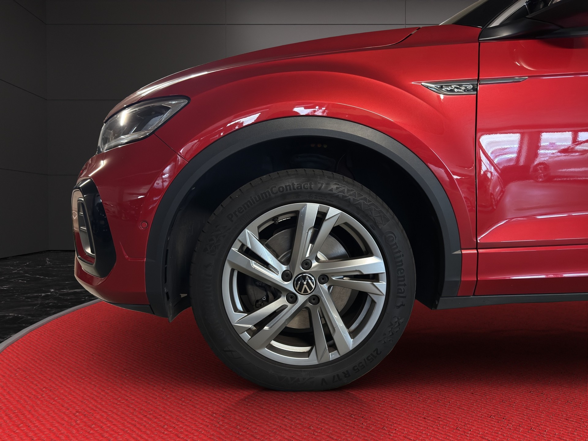 VW T-Roc 2.0 TSI R-Line DSG 4Motion-image-14