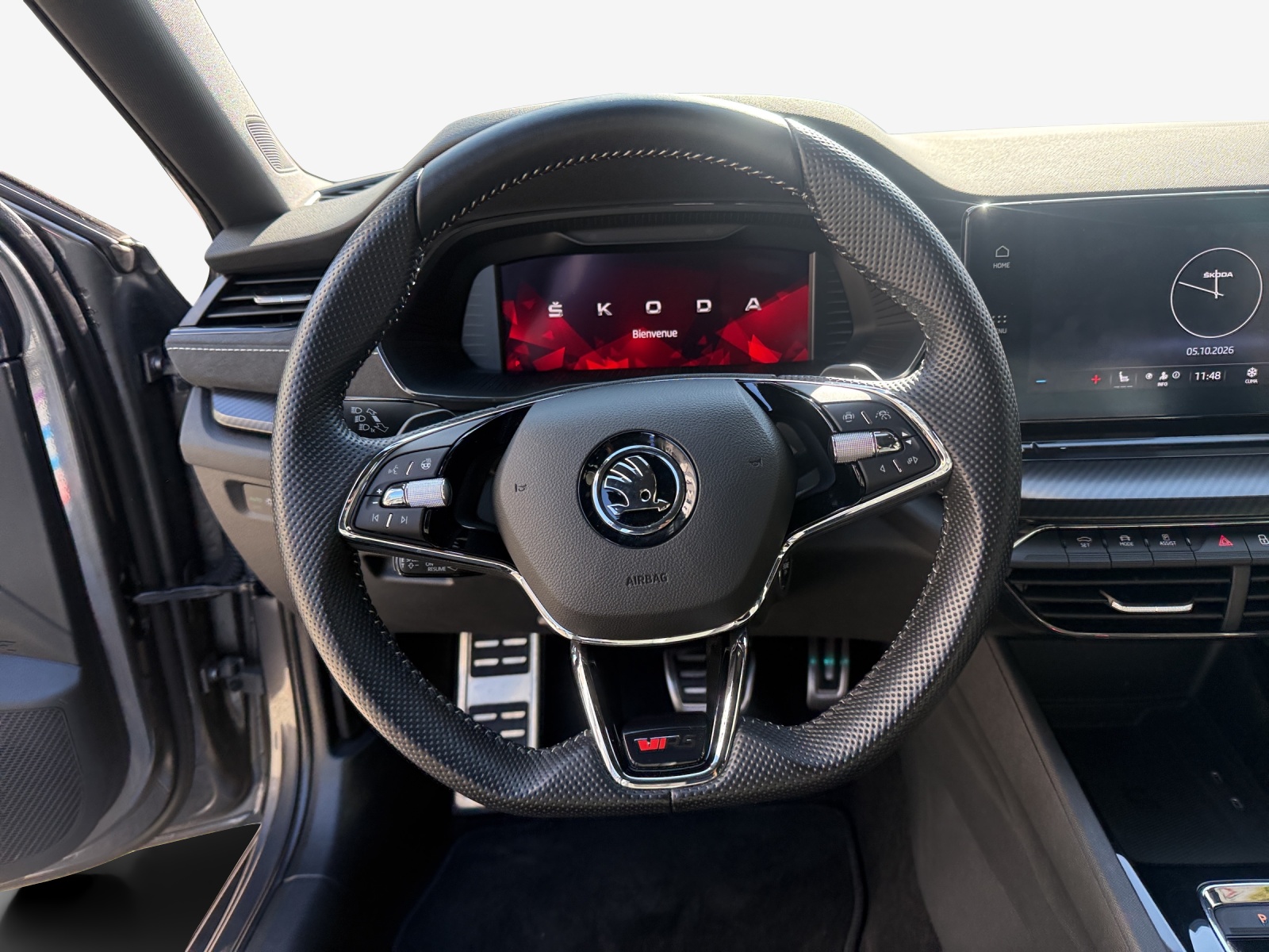 SKODA Octavia Combi 2.0 TSI DSG RS-image-9