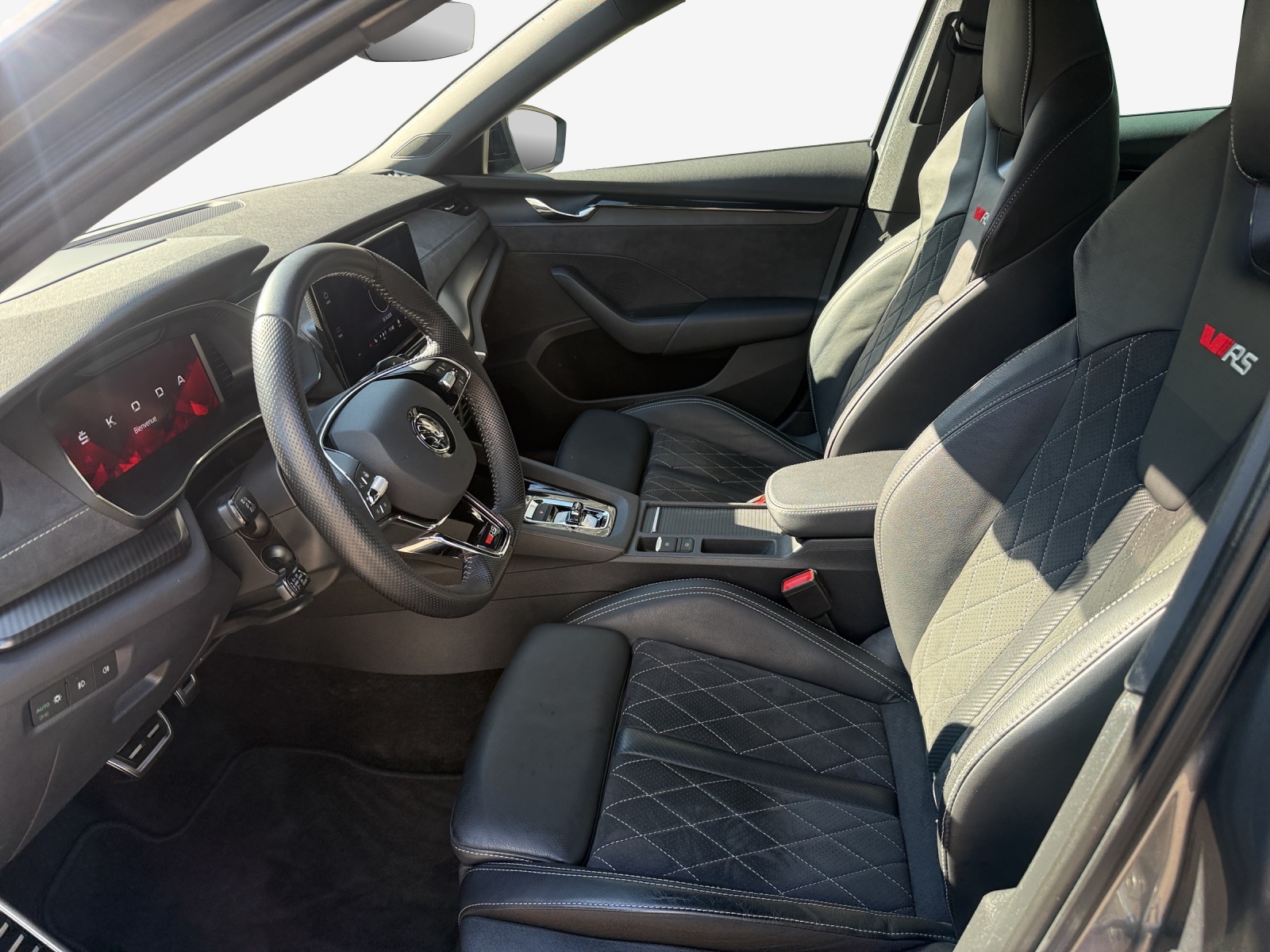 SKODA Octavia Combi 2.0 TSI DSG RS-image-7
