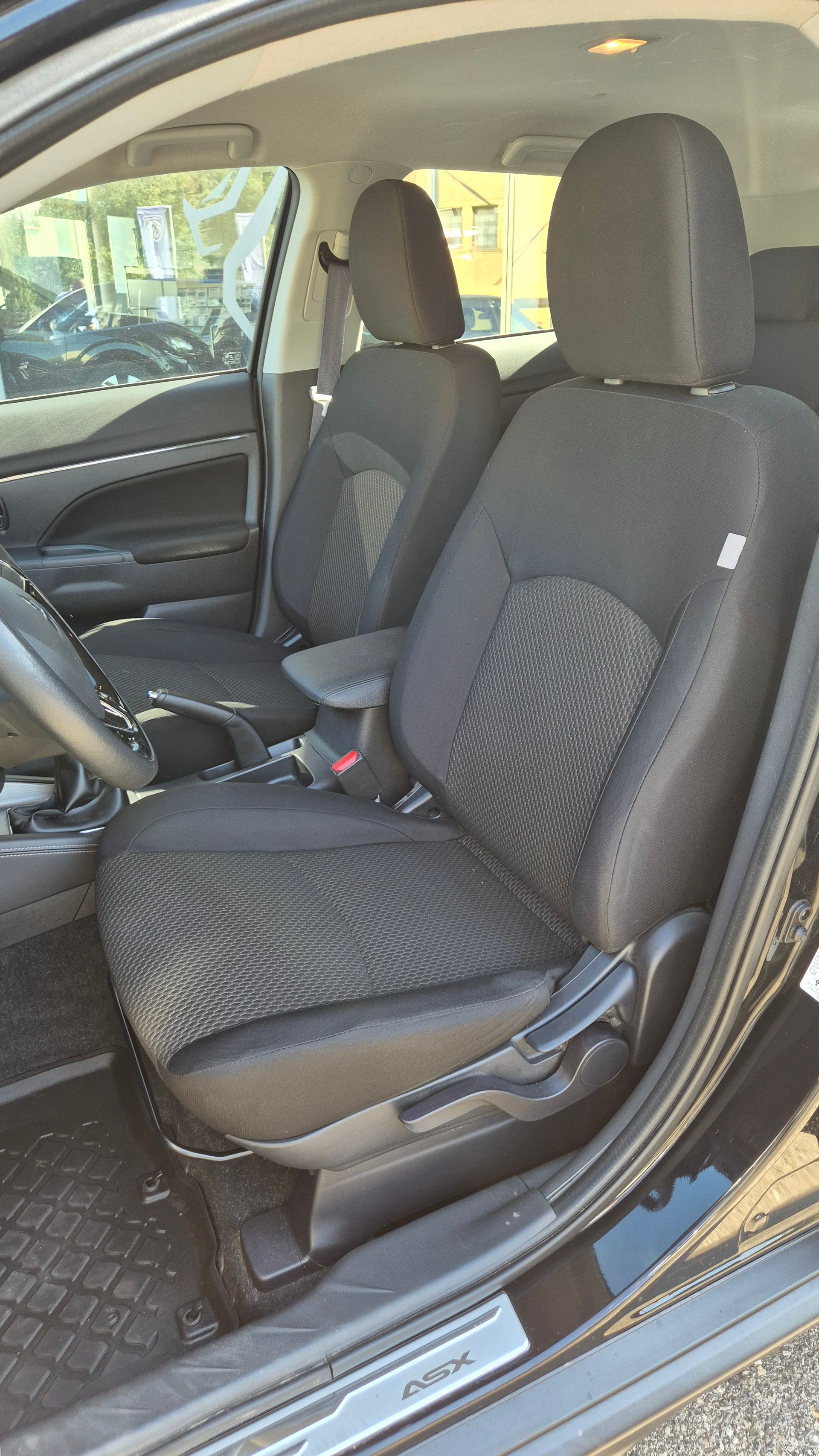MITSUBISHI ASX 2.0 SwissLine-image-4