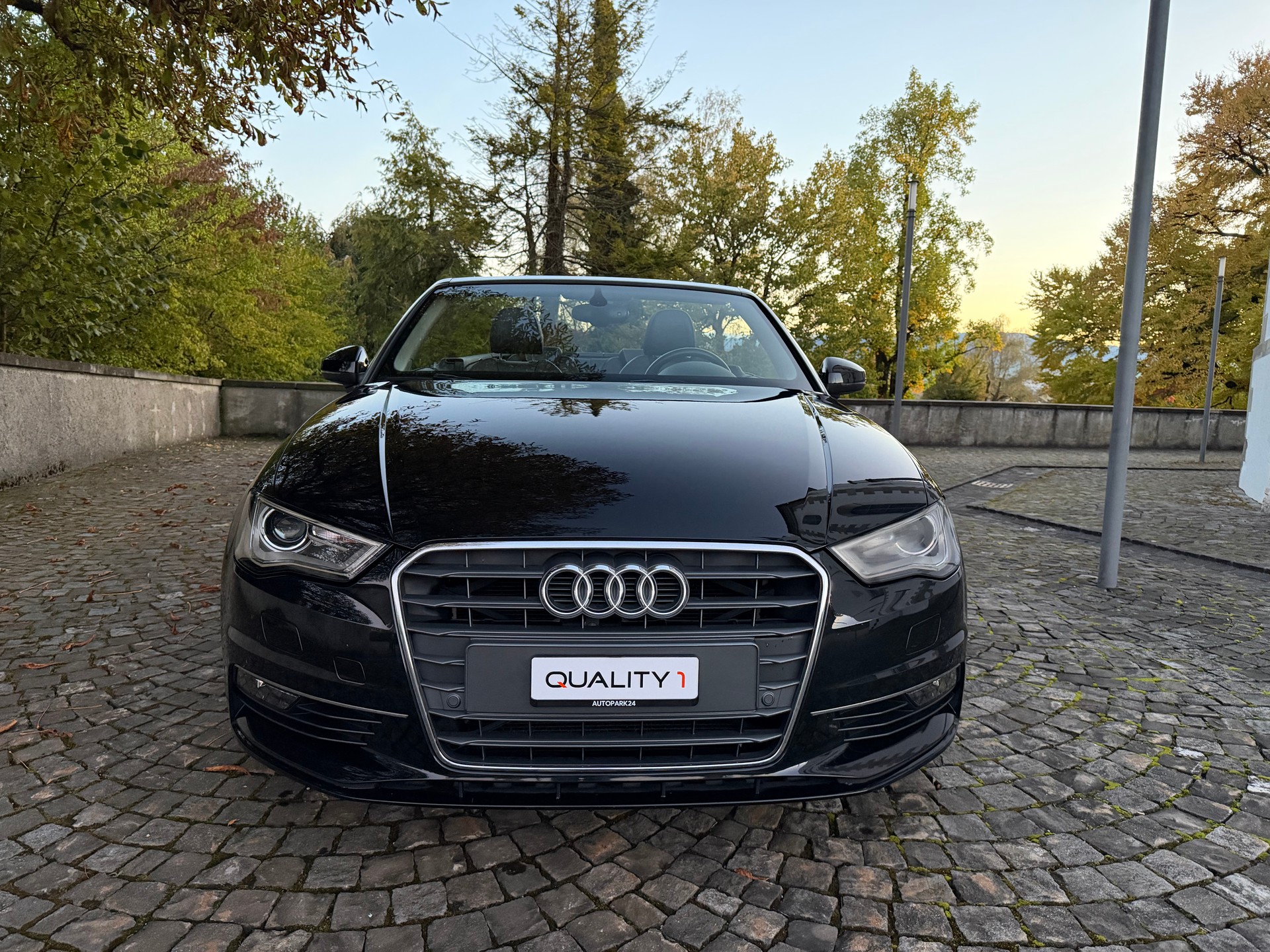 AUDI A3 Cabriolet 1.4 TFSI S-tronic S-Line / 1 Hand / CH-Fahrzeug / Frisch ab MFK / Service gepflegt / 36 Monate Garantie /Navi/Xenon-image-1