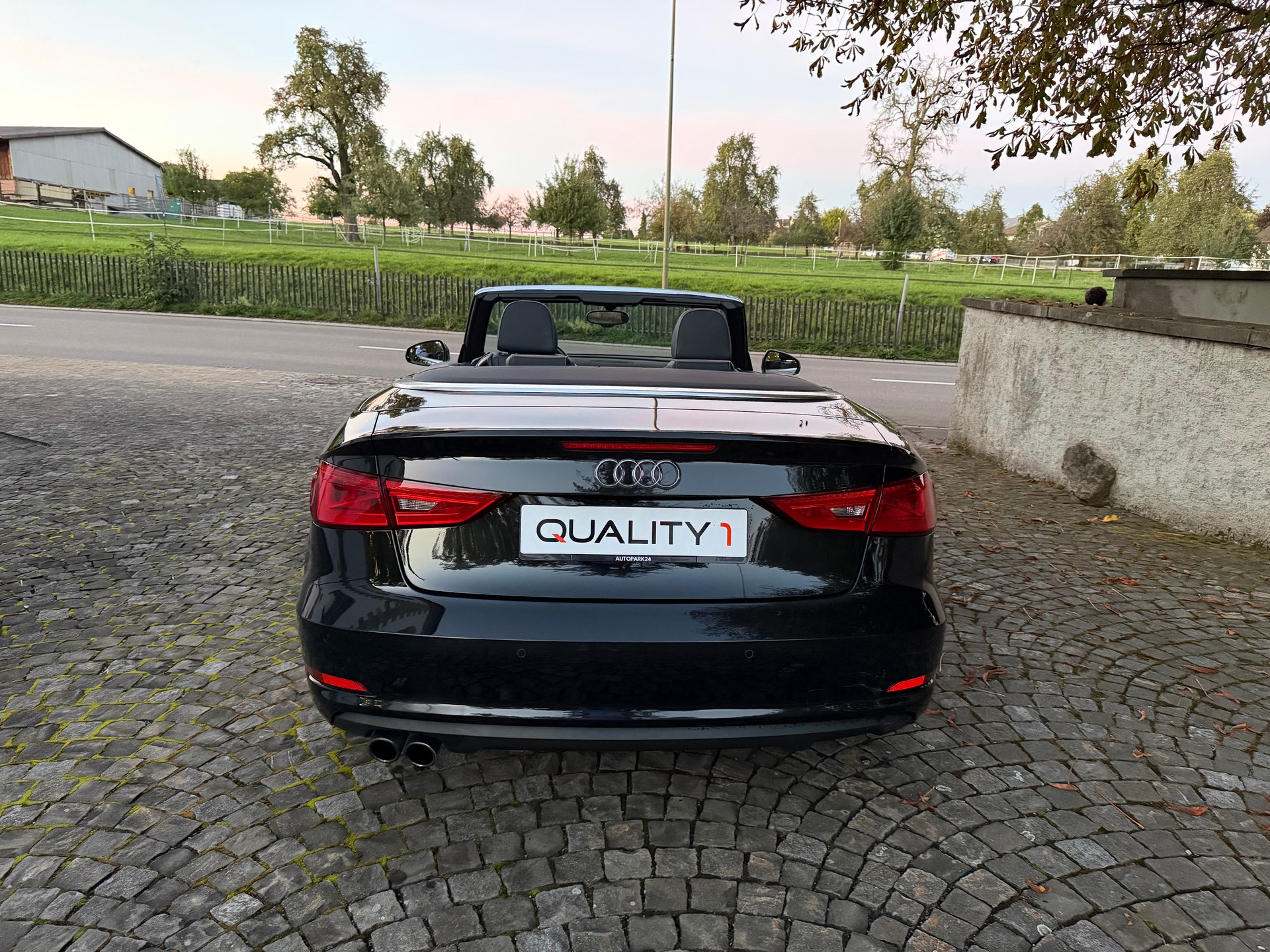 AUDI A3 Cabriolet 1.4 TFSI S-tronic S-Line / 1 Hand / CH-Fahrzeug / Frisch ab MFK / Service gepflegt / 36 Monate Garantie /Navi/Xenon-image-5