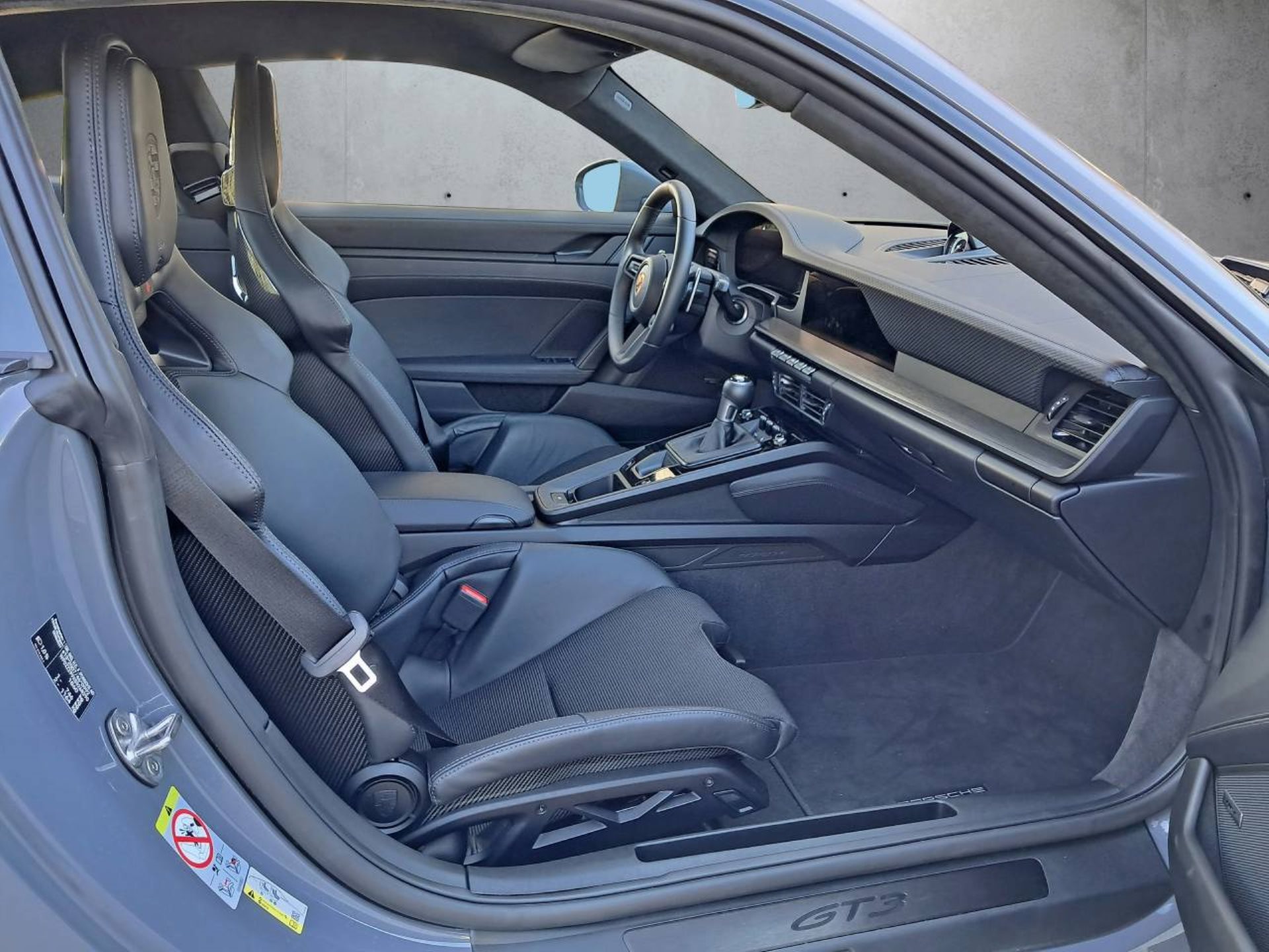 PORSCHE 911 GT3 con pacchetto Touring-image-13