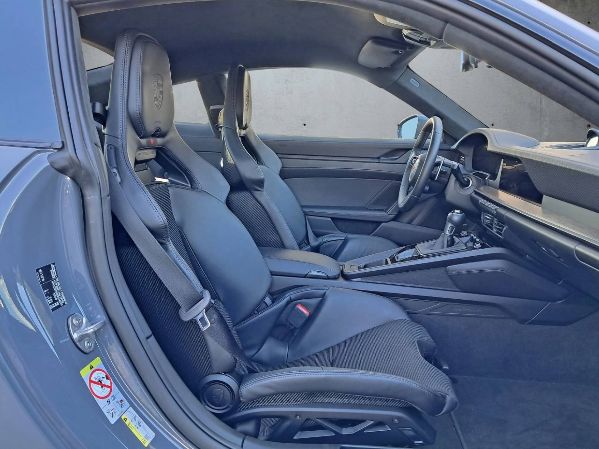 PORSCHE 911 GT3 con pacchetto Touring-image-14