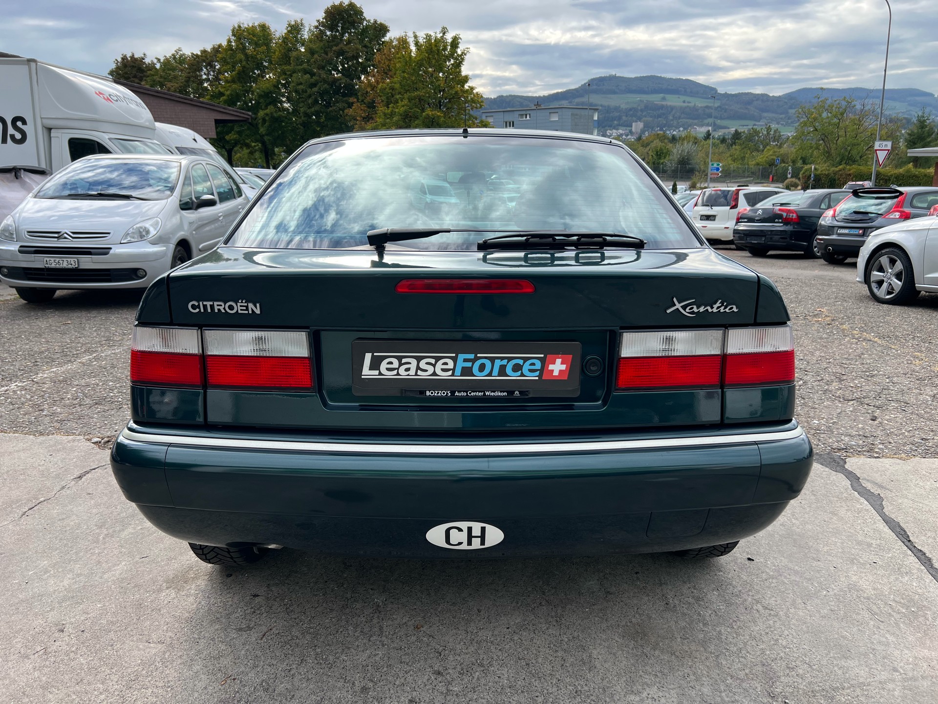 CITROEN Xantia Berline 1.8i 16V SX-image-3