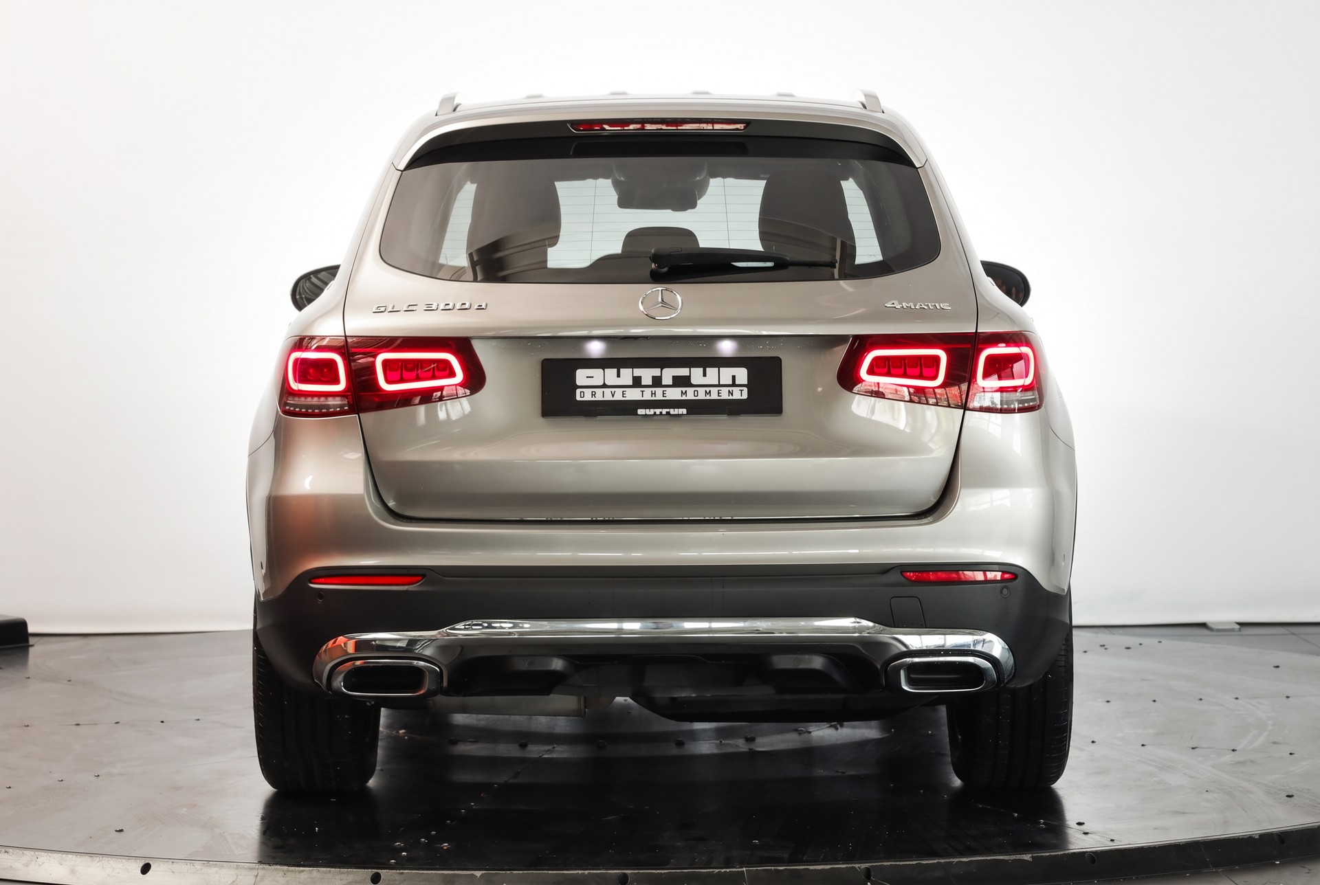 MERCEDES-BENZ GLC 300 d Off-Road 4Matic 9G-Tronic • Argent Mojave •AIR BODY CONTROL • Pack Premium Plus-image-2