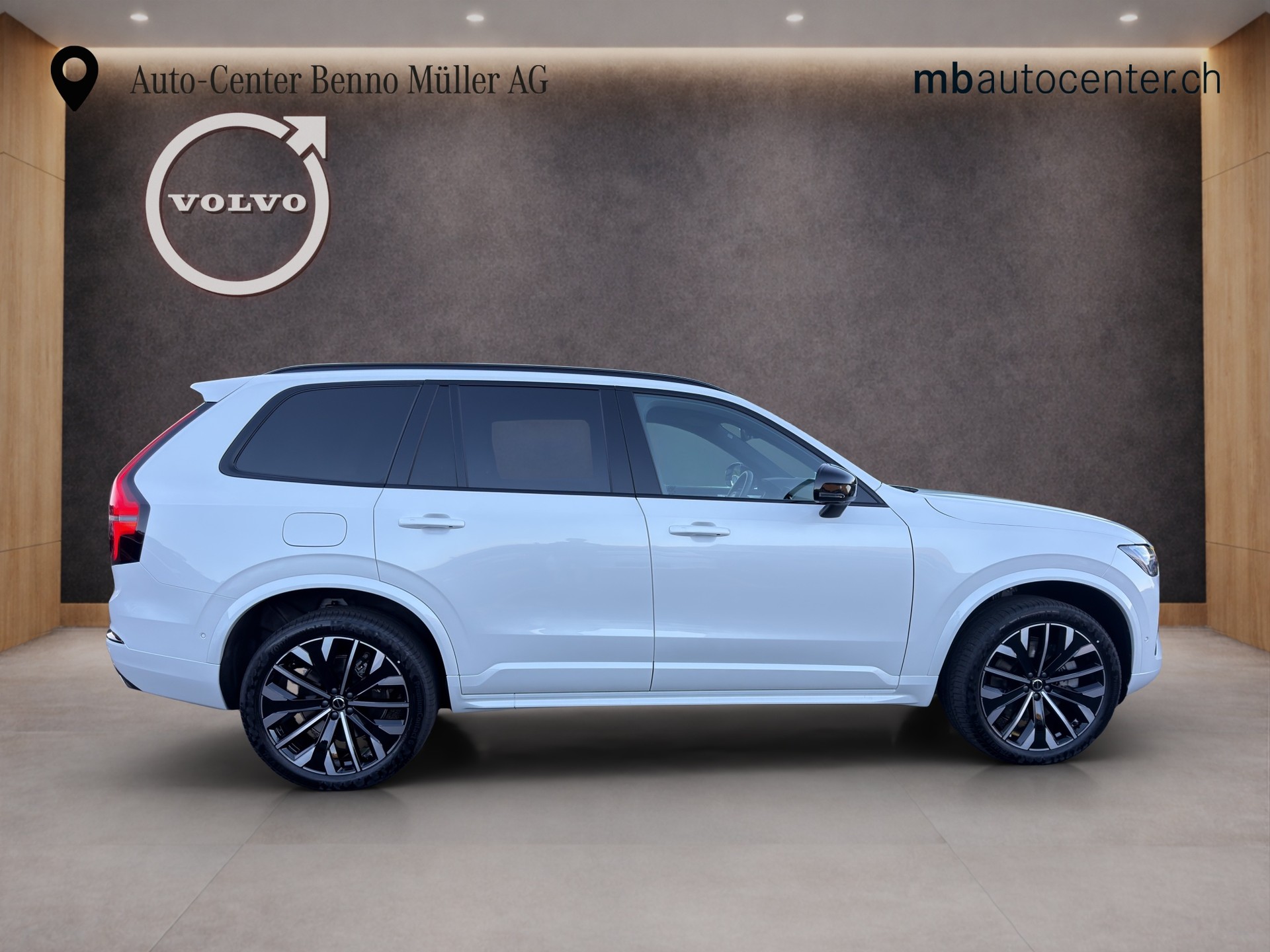 VOLVO XC90 2.0 T8 TE Ultra Dark eAWD-image-5
