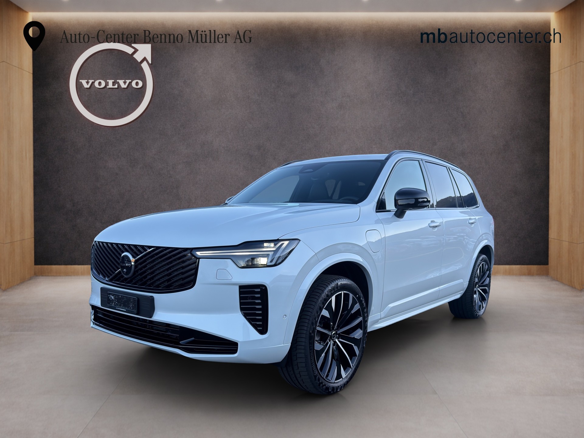 VOLVO XC90 2.0 T8 TE Ultra Dark eAWD-image-0