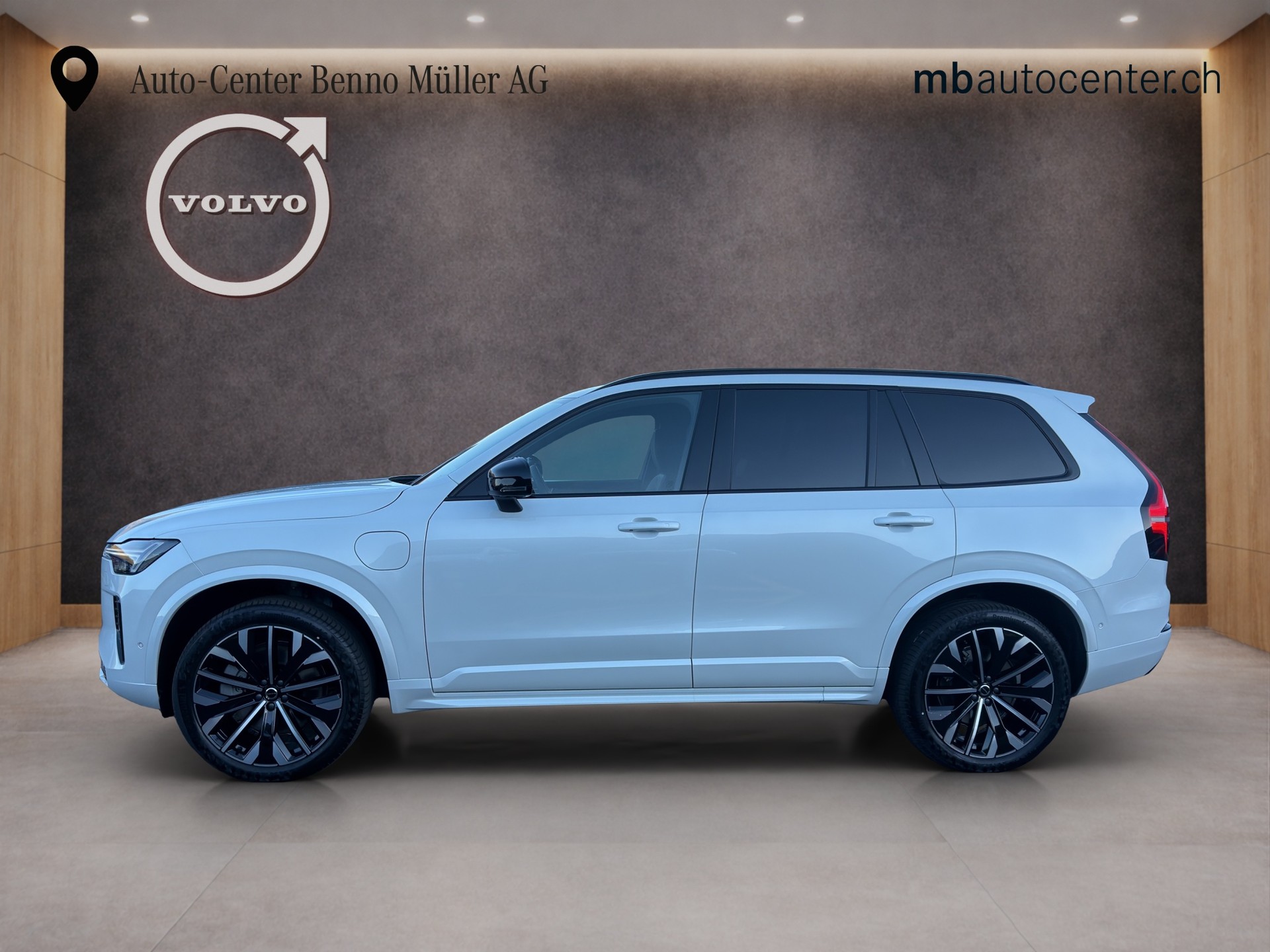 VOLVO XC90 2.0 T8 TE Ultra Dark eAWD-image-1