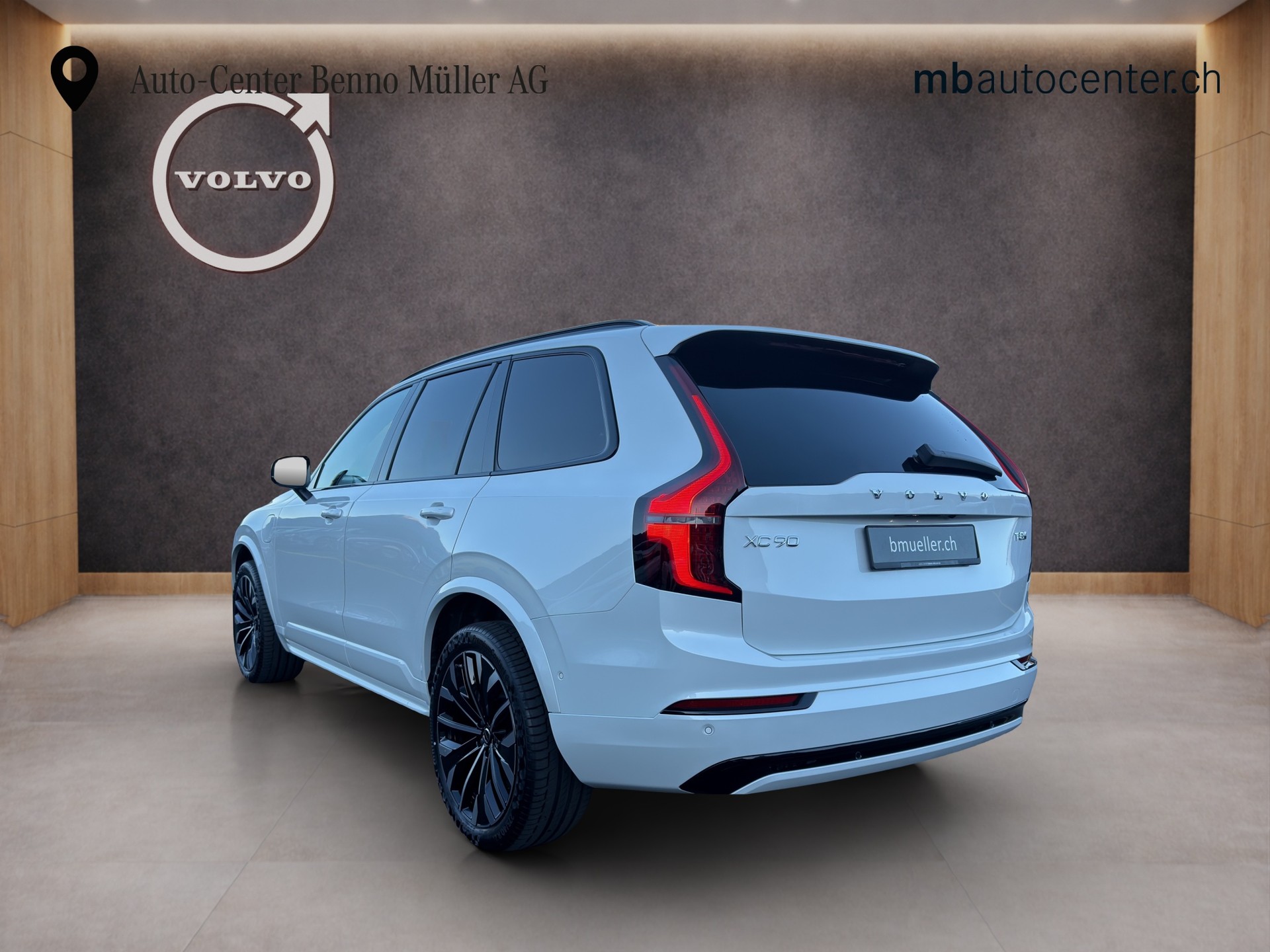 VOLVO XC90 2.0 T8 TE Ultra Dark eAWD-image-2