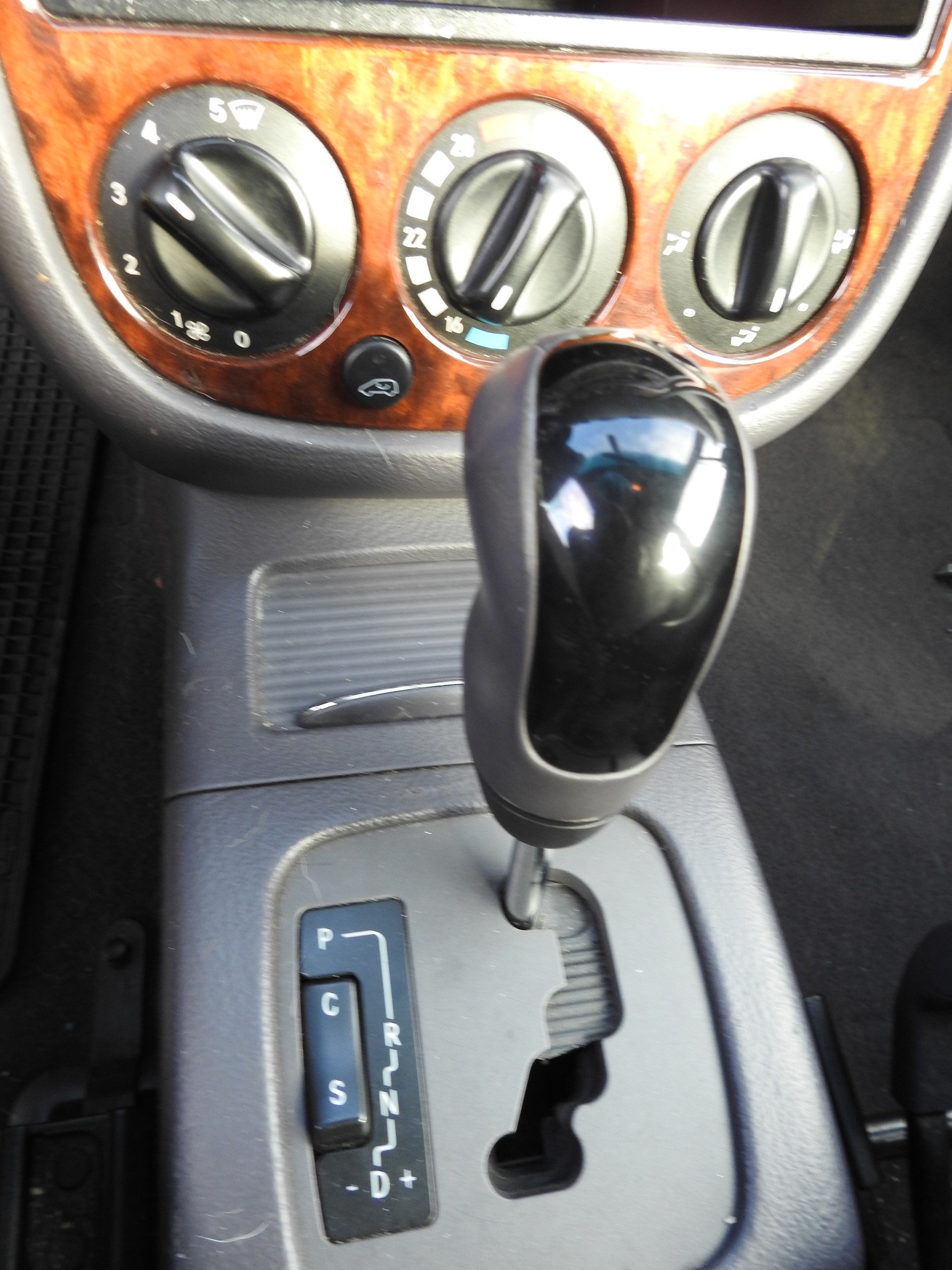 MERCEDES-BENZ A 190 L Avantgarde-image-20