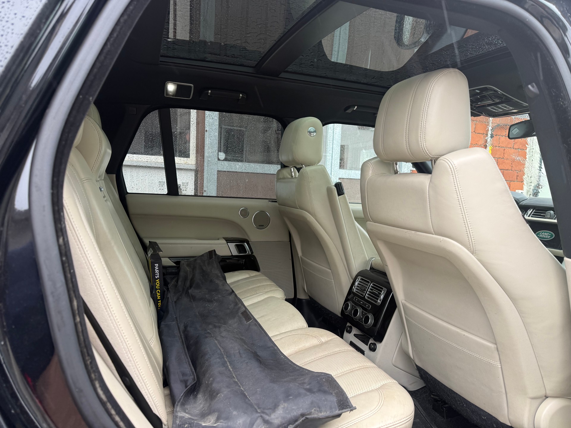 LAND ROVER Range Rover 4.4 SDV8 Vogue Automatic-image-3