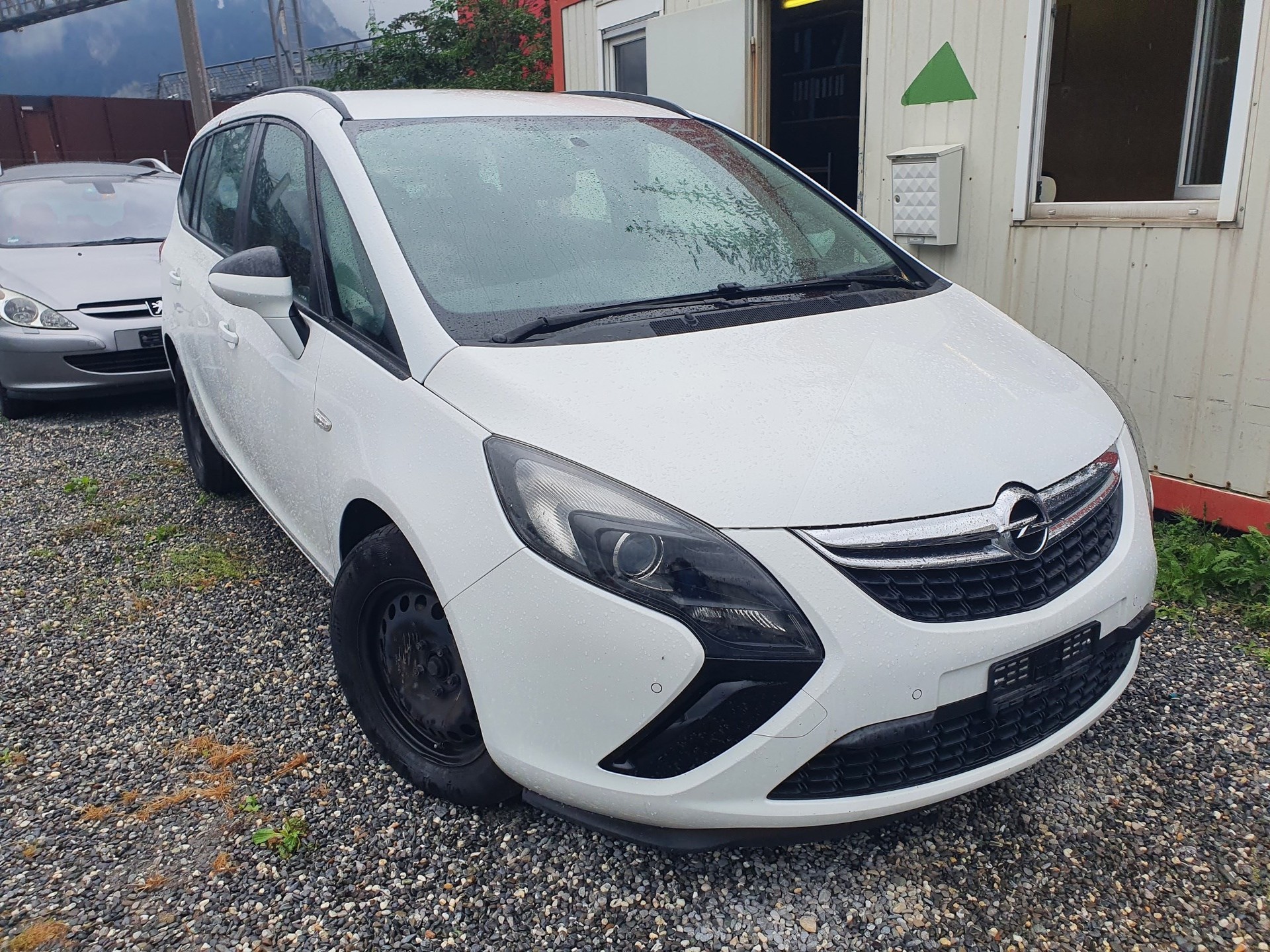 OPEL Zafira Tourer 1.6 CDTi-image-1