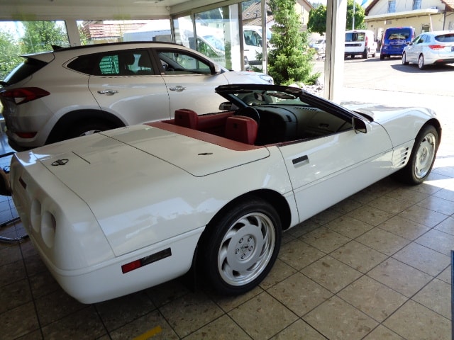 CHEVROLET Corvette Cabriolet 5.7-showroom-element-1