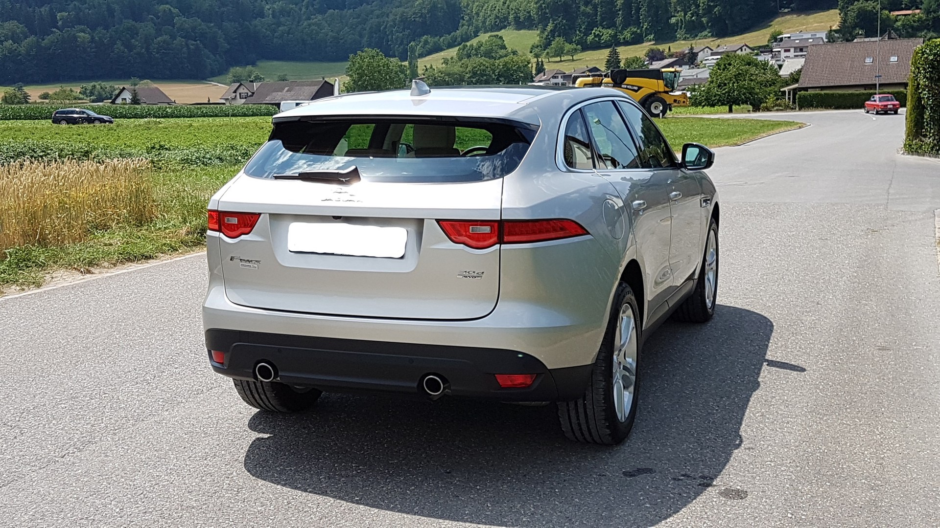 JAGUAR F-Pace 3.0 TD Prestige AWD Automatik-image-2