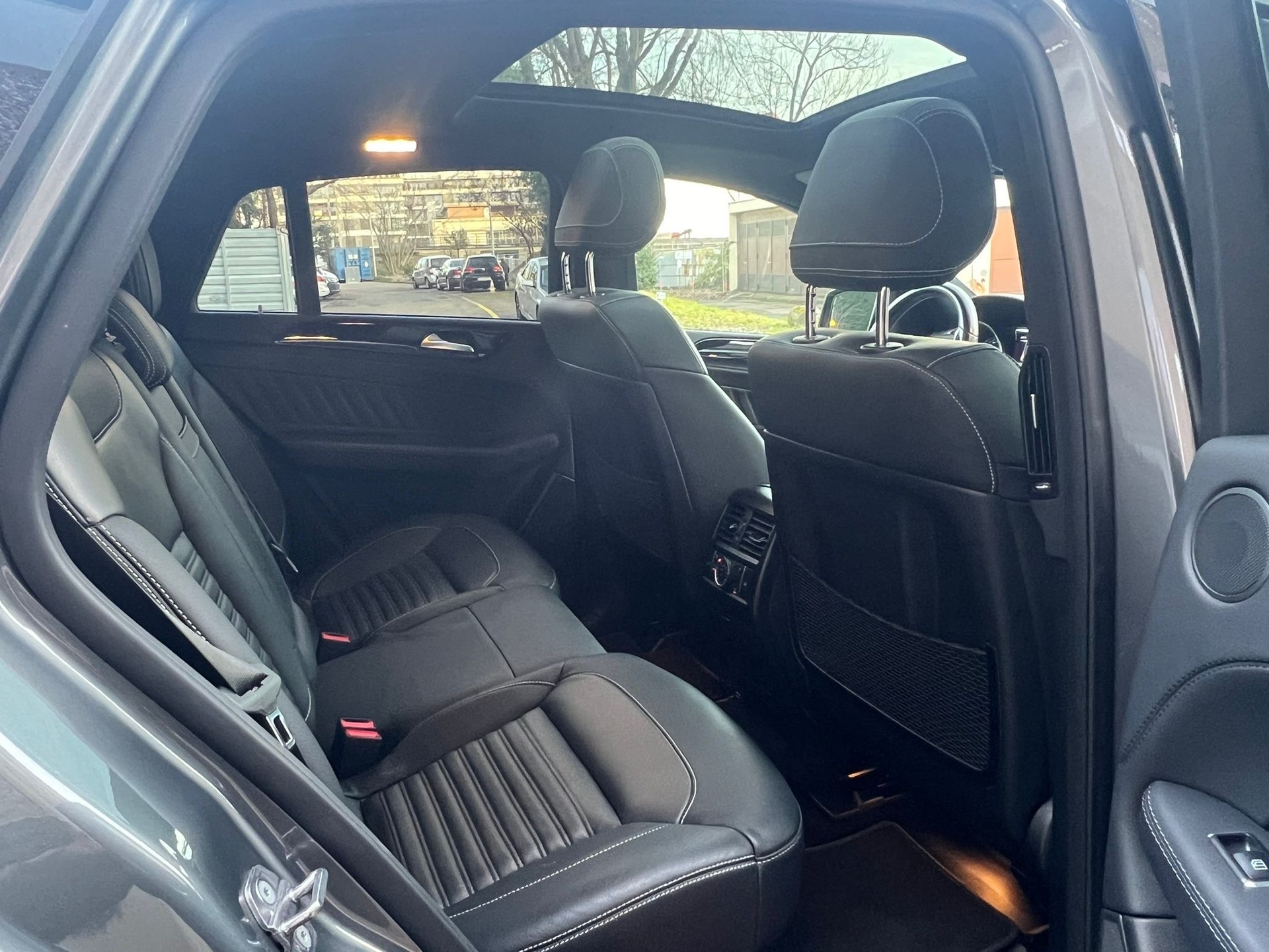 MERCEDES-BENZ GLE Coupé 350 d 4Matic 9G-Tronic-image-10