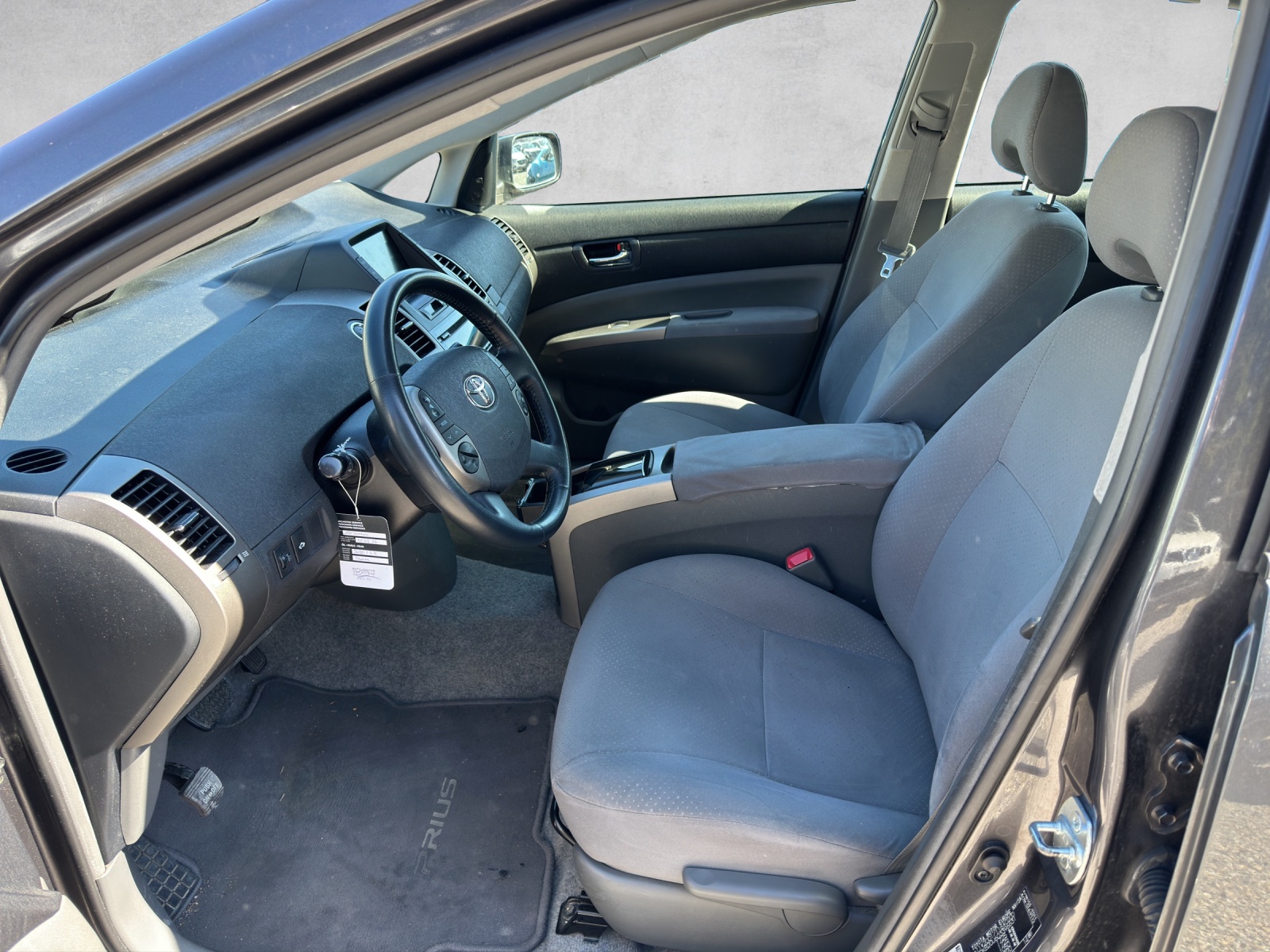 TOYOTA Prius 1.5 16V Hybrid Edition-image-8