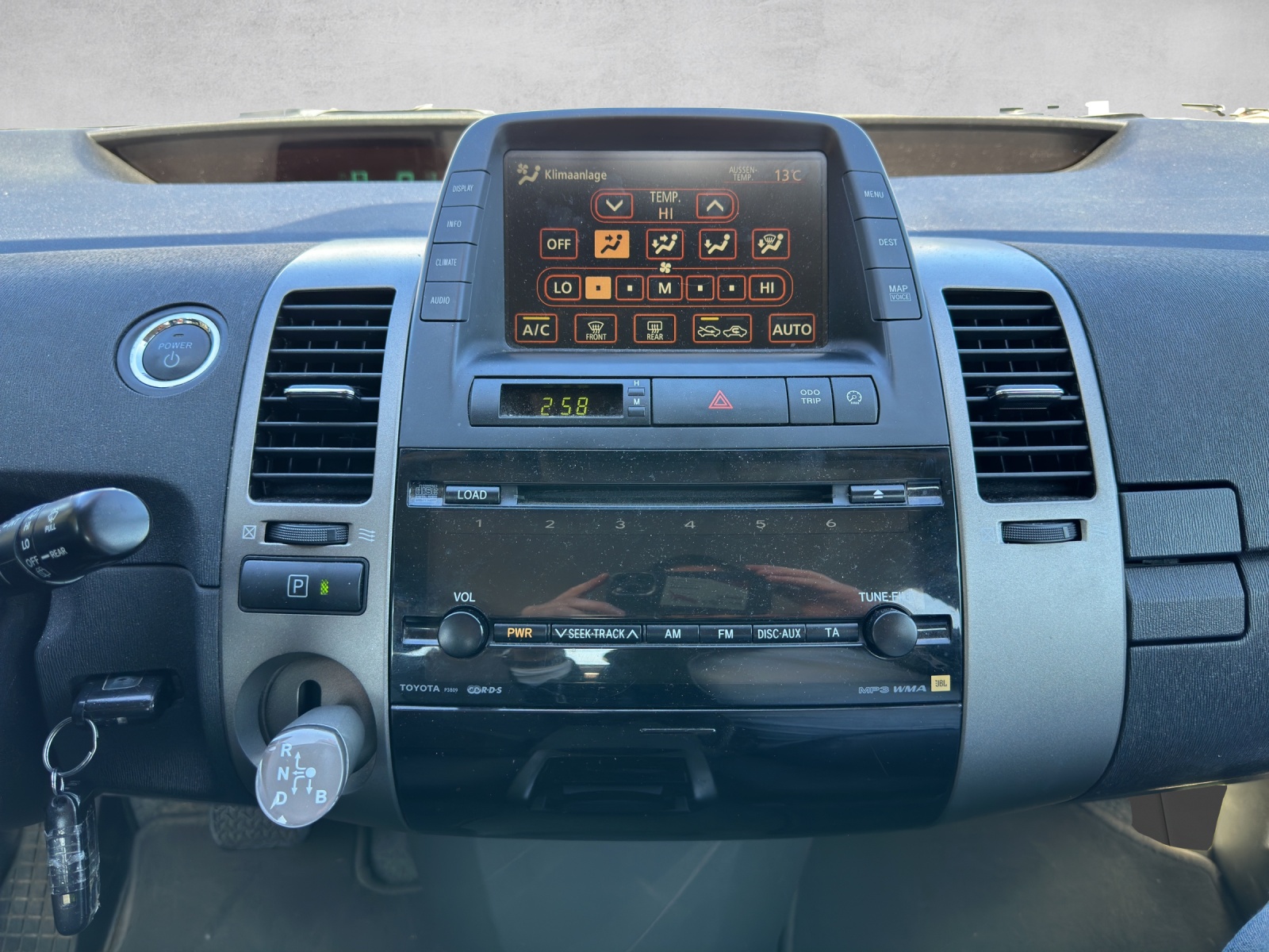 TOYOTA Prius 1.5 16V Hybrid Edition-image-14