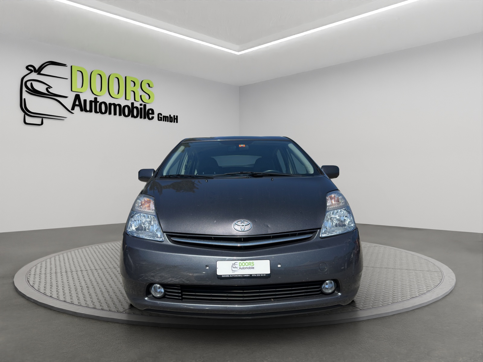 TOYOTA Prius 1.5 16V Hybrid Edition-showroom-element-1
