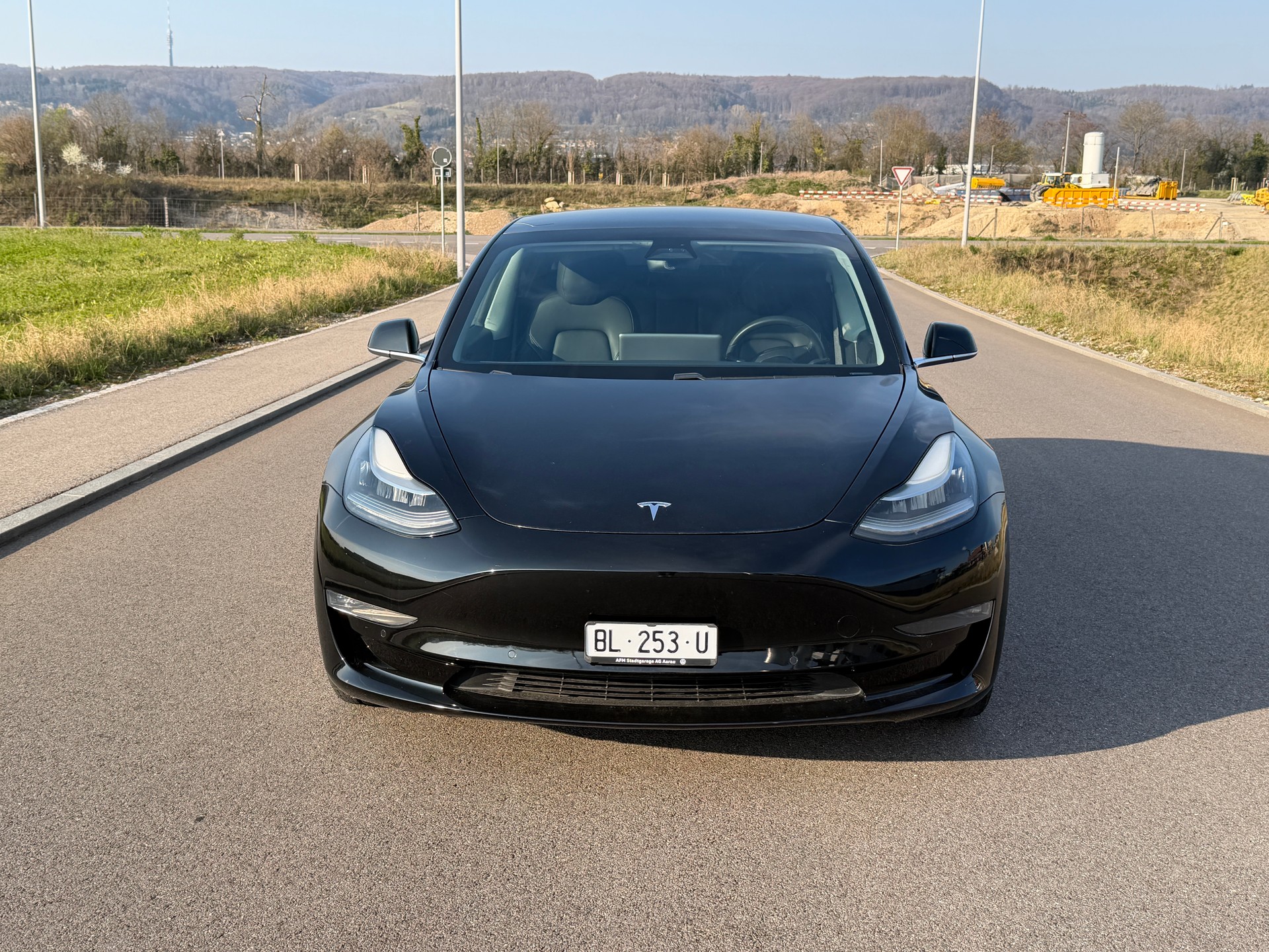 TESLA Model 3 Long Range Dual Motor AWD-image-1