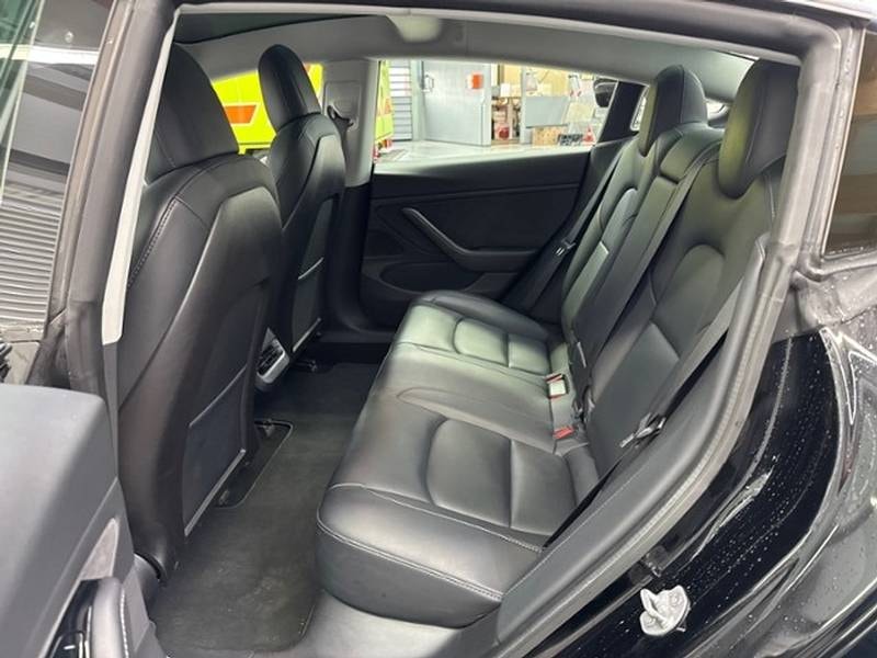 TESLA Model 3 Long Range Dual Motor AWD-image-11