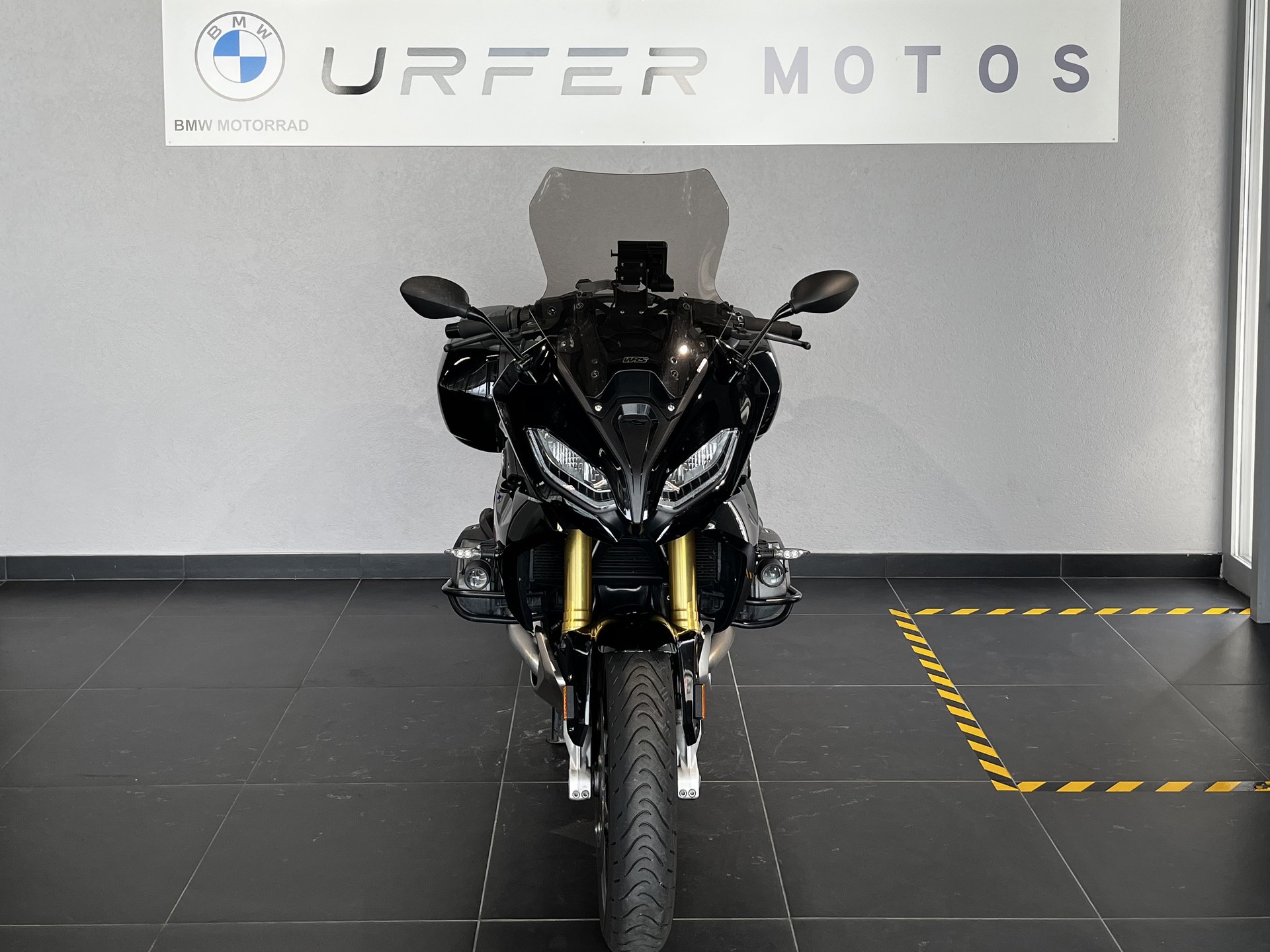 BMW R 1250 RS ABS-showroom-element-2