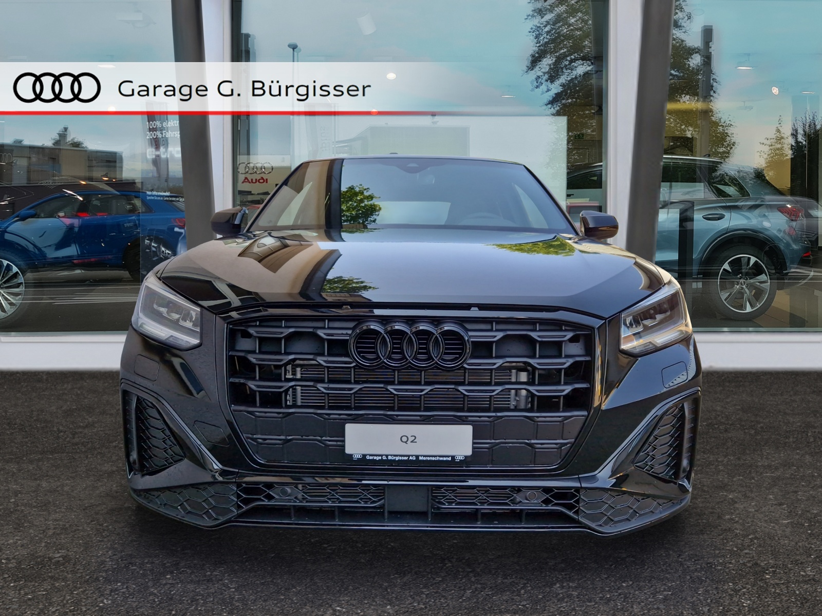 AUDI Q2 35 TFSI S line S-tronic Mythosschwarz Metallic-image-1