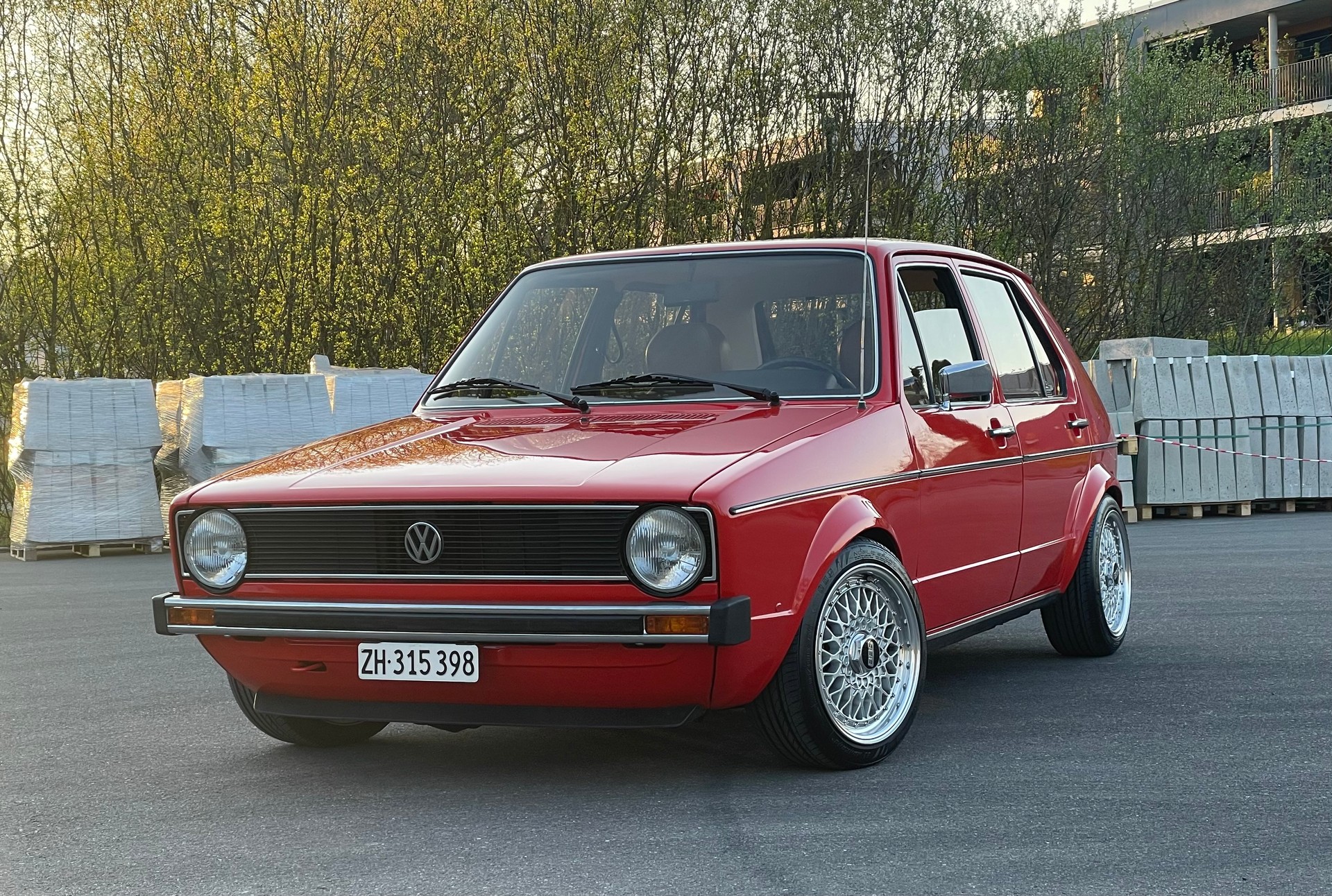 VW Golf 1500 GL (GLS)-image-5