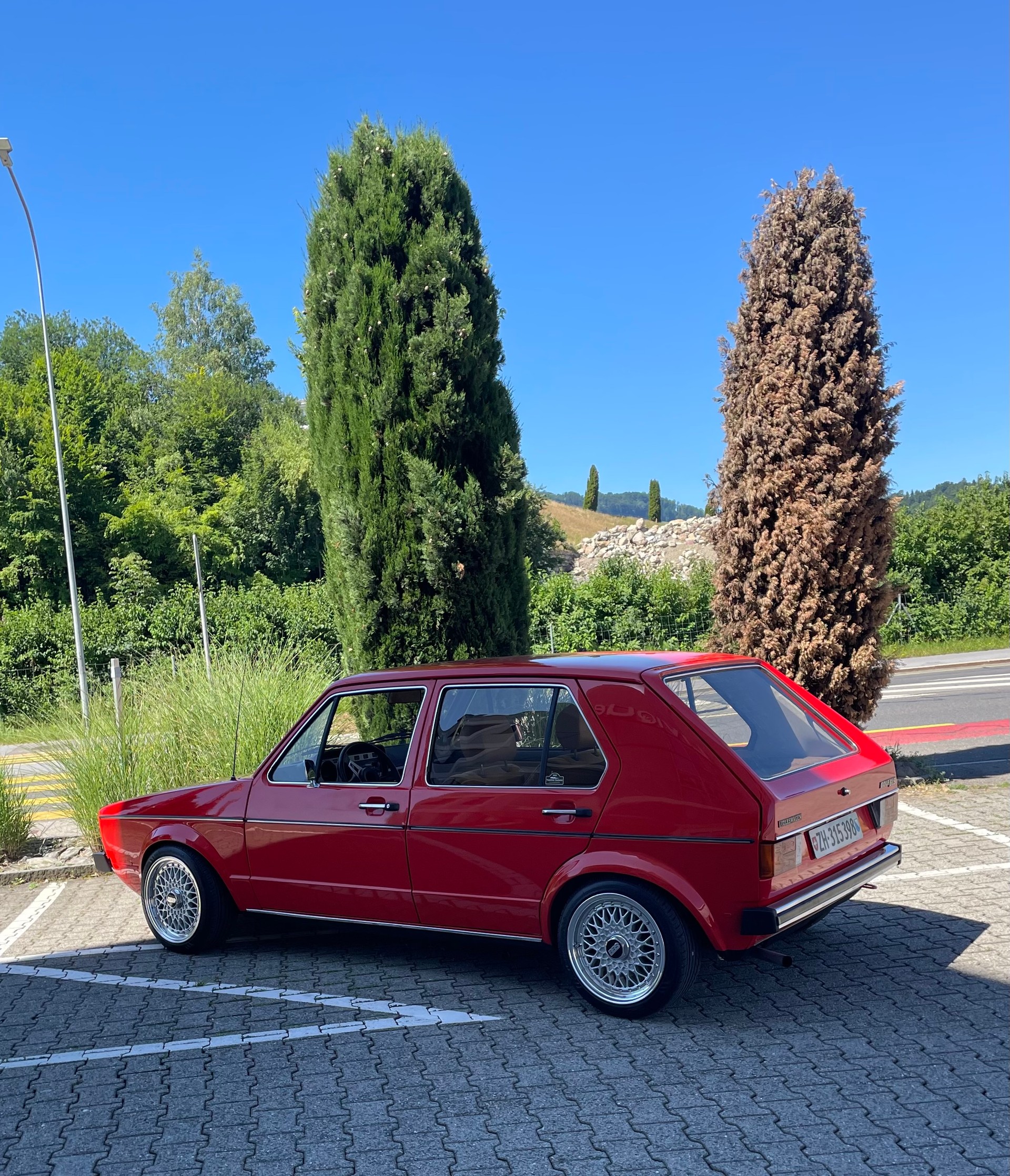 VW Golf 1500 GL (GLS)-image-3