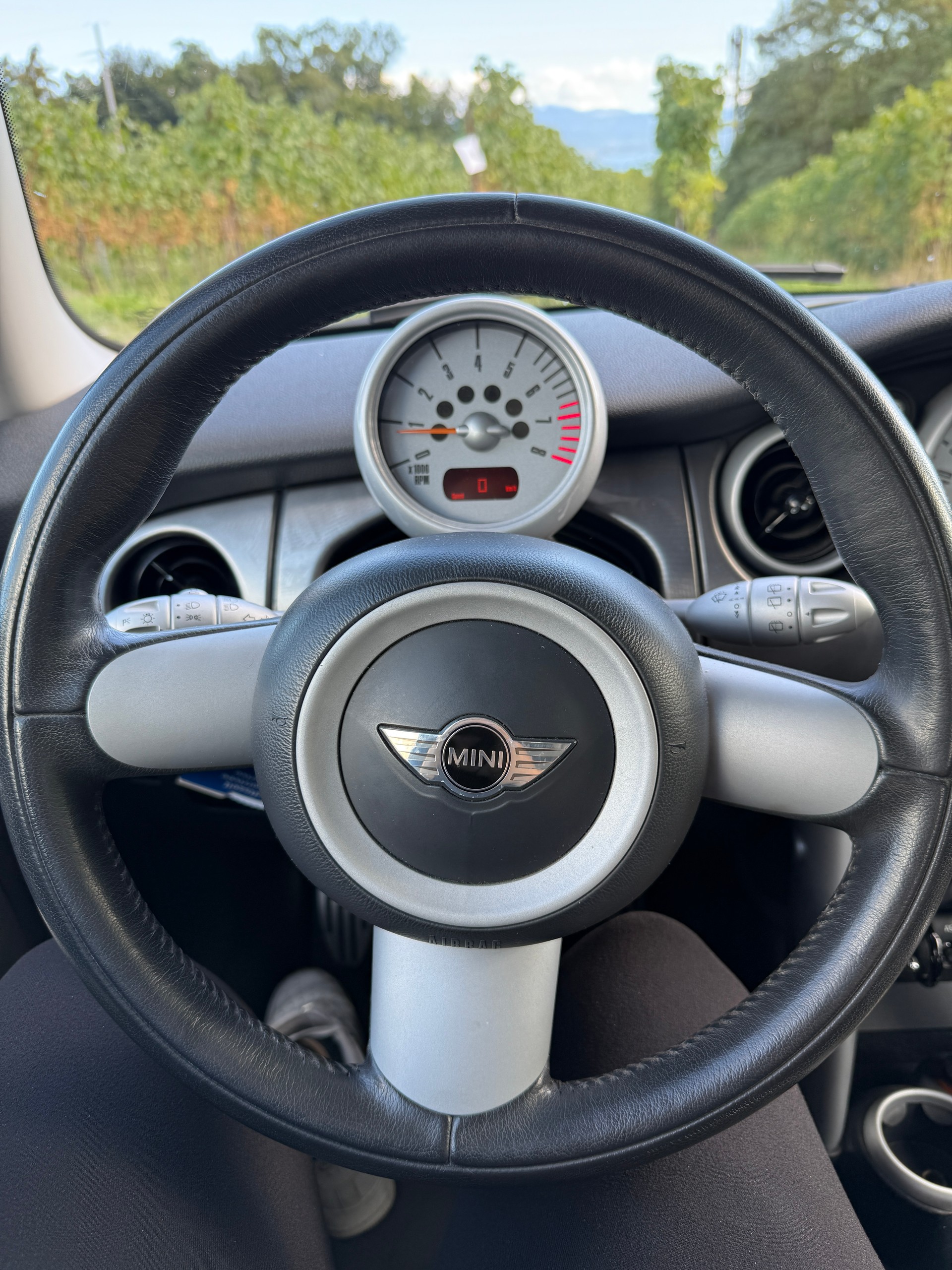 MINI Mini Cooper S-image-8