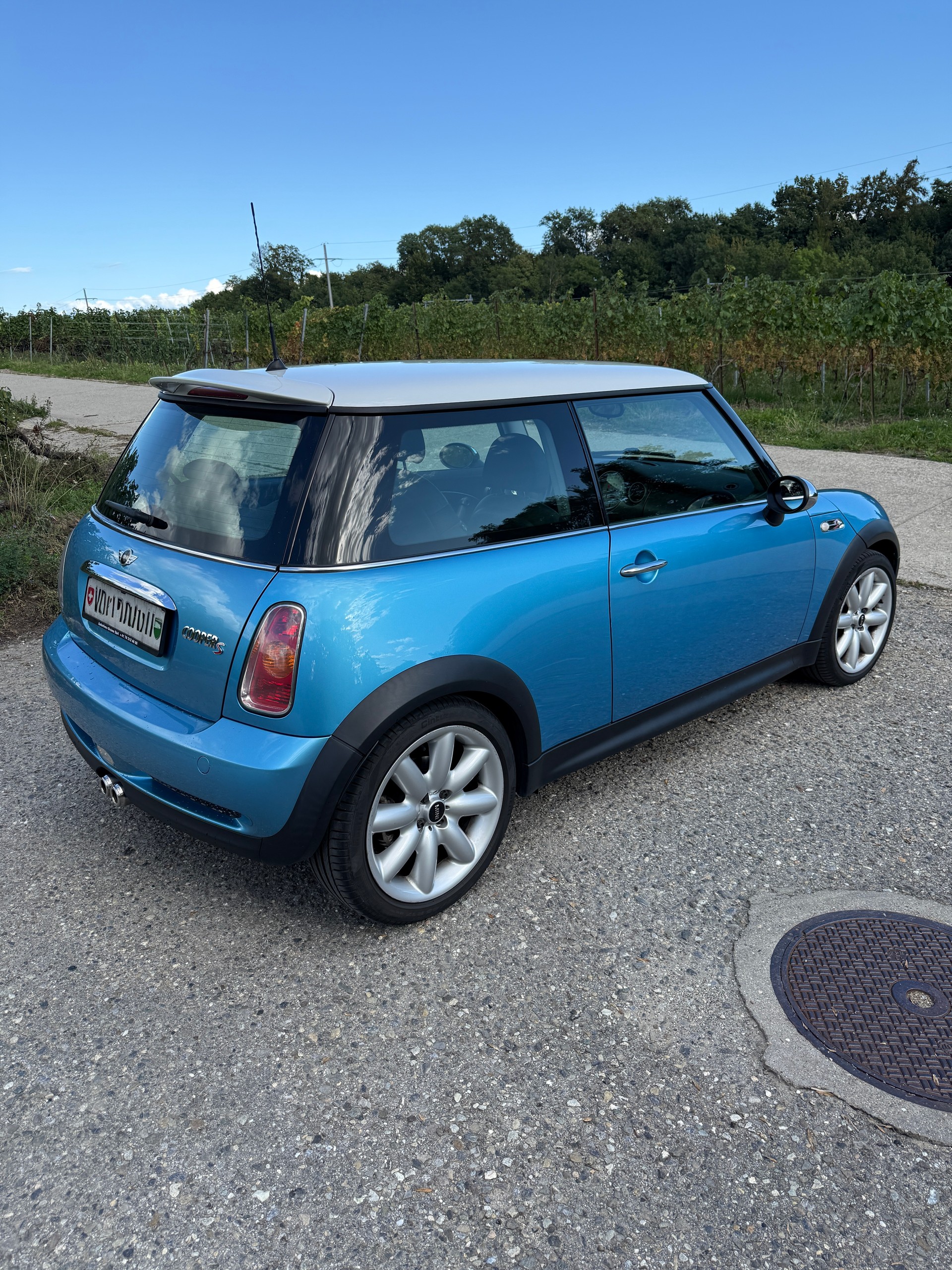 MINI Mini Cooper S-image-3