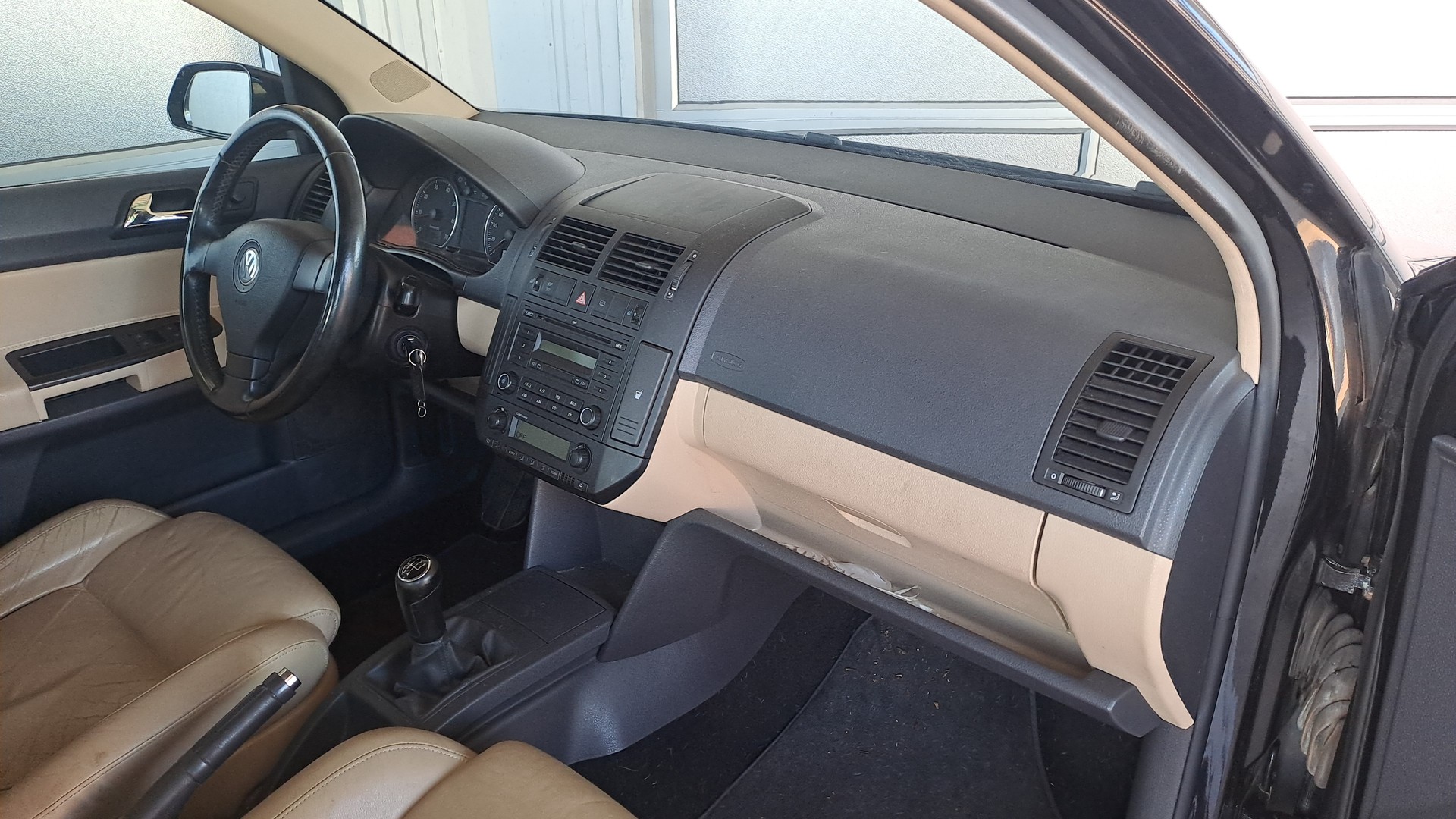 VW Polo 1.6 16V Comfortline-image-12
