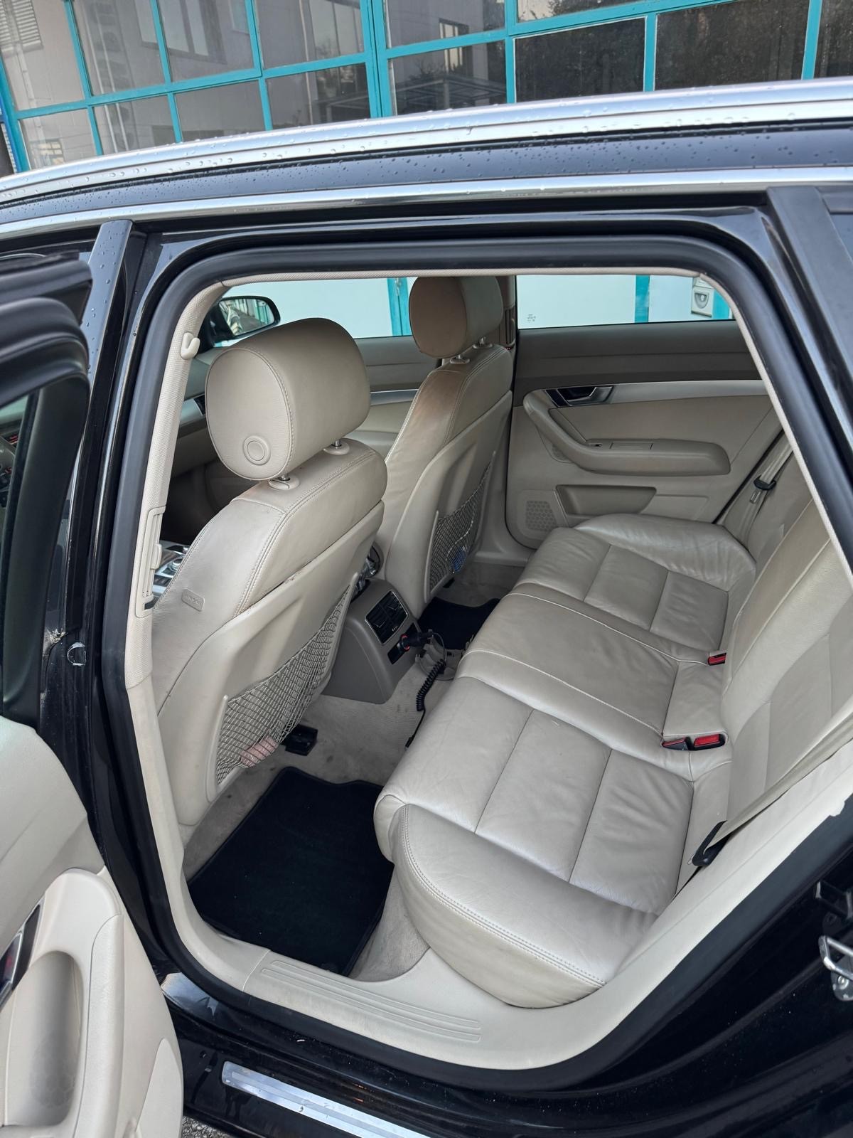 AUDI A6 Avant 2.0T FSI-image-5