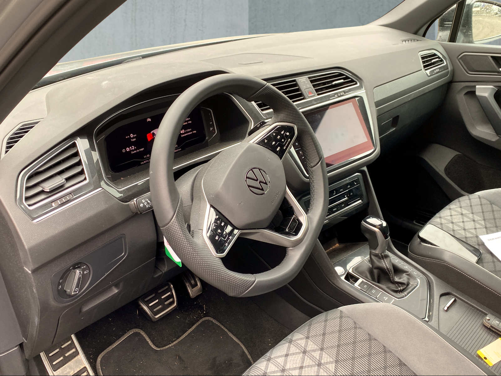 VW Tiguan 1.4TSI PHEV R-Line DSG-image-2