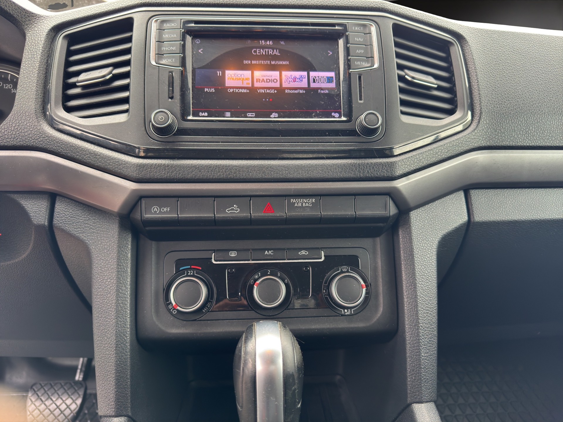 VW Amarok 3.0TDI Dark Label 4Motion Automatic-image-13