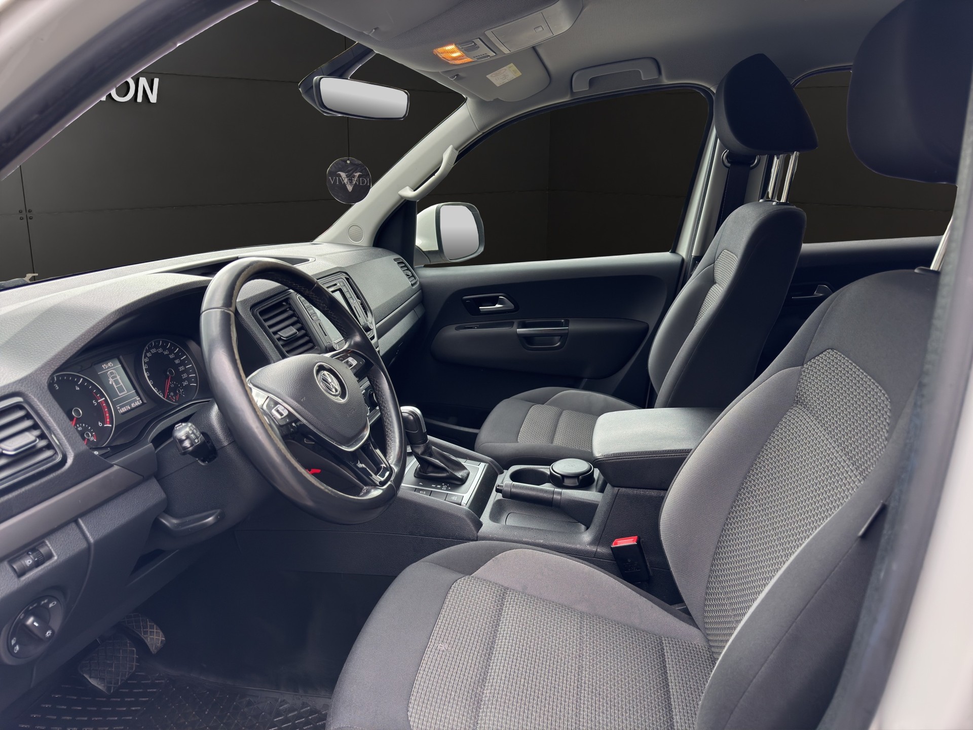 VW Amarok 3.0TDI Dark Label 4Motion Automatic-image-8
