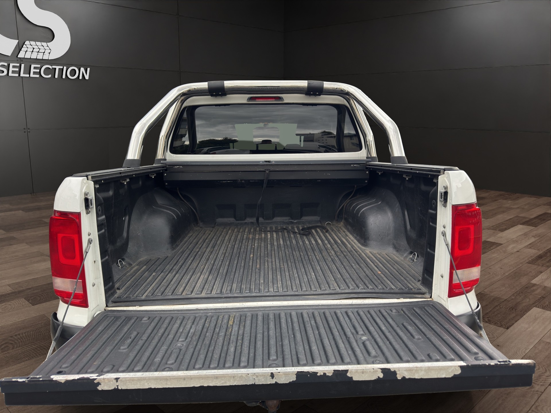 VW Amarok 3.0TDI Dark Label 4Motion Automatic-image-14