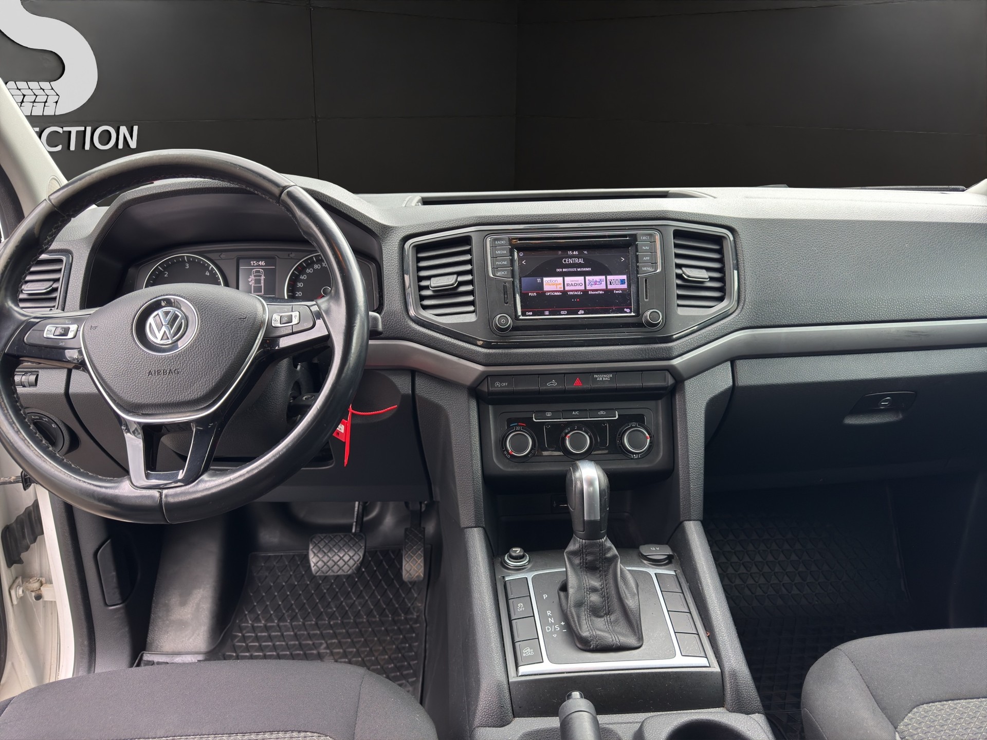 VW Amarok 3.0TDI Dark Label 4Motion Automatic-image-12