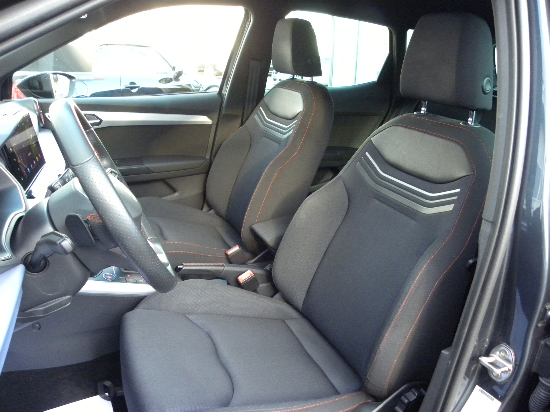 SEAT Arona 1.0 TSI Eco Hola FR DSG-image-6