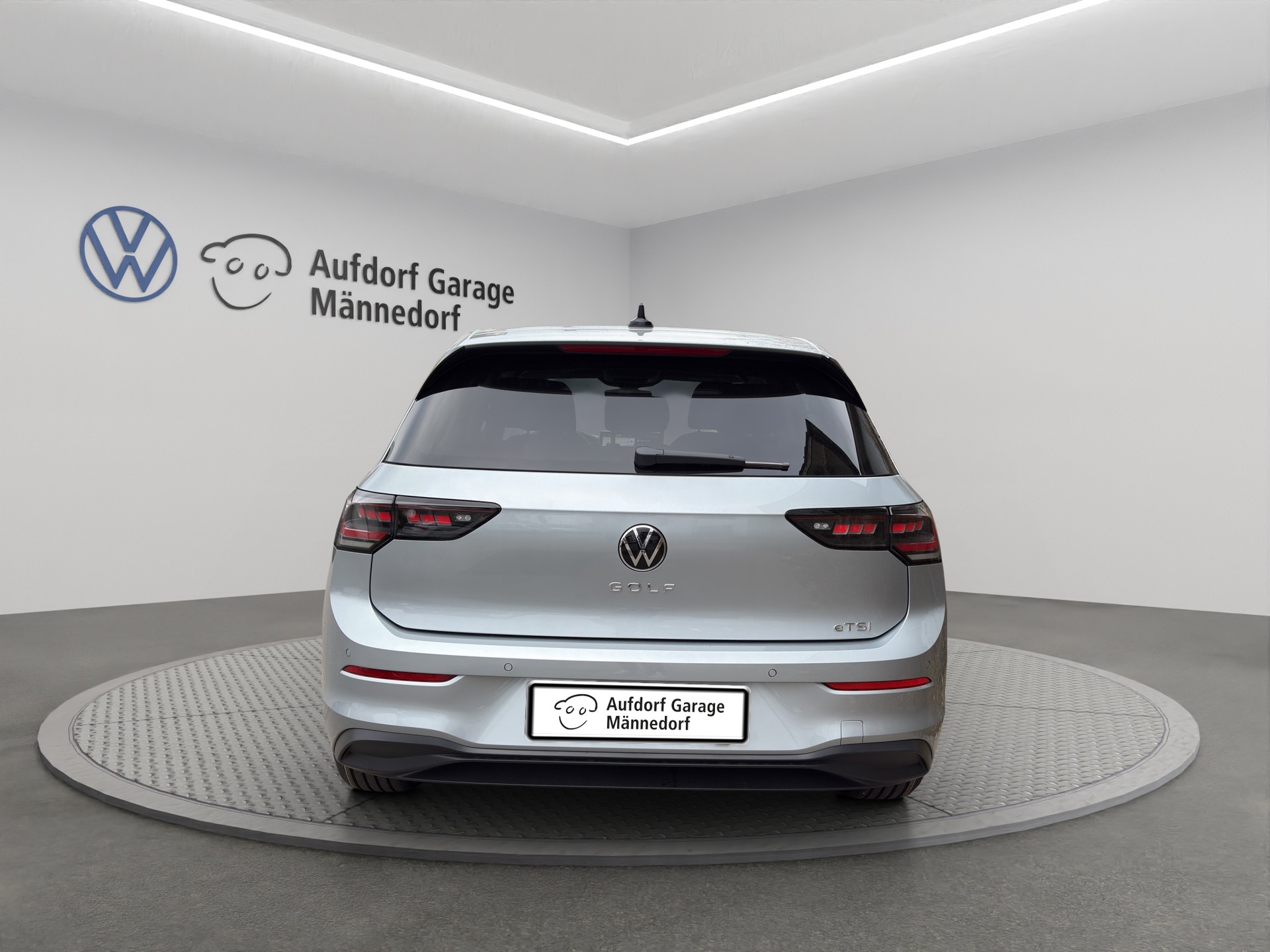 VW Golf 1.5 e TSI mHEV United DSG-image-4