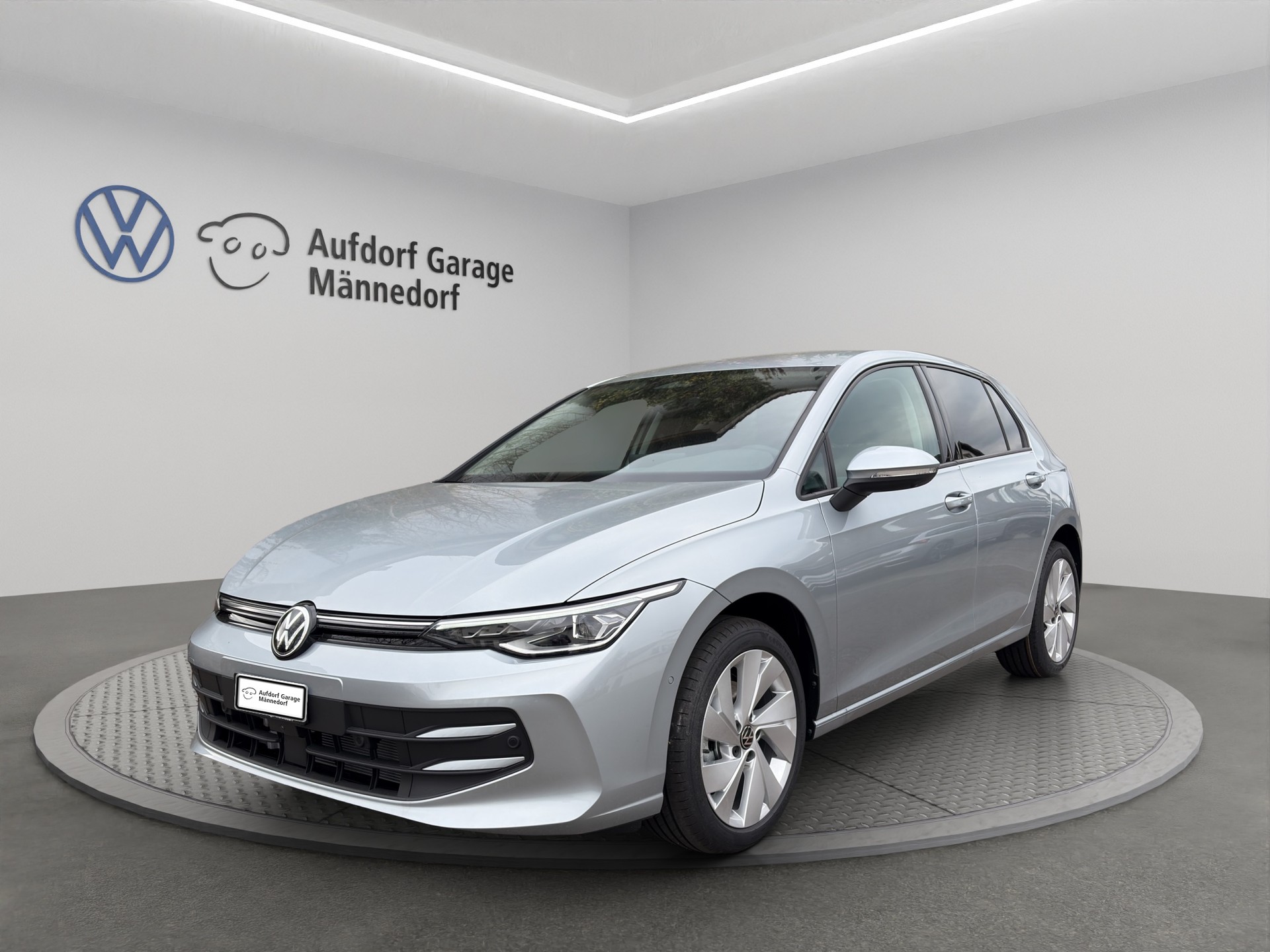 VW Golf 1.5 e TSI mHEV United DSG-image-0