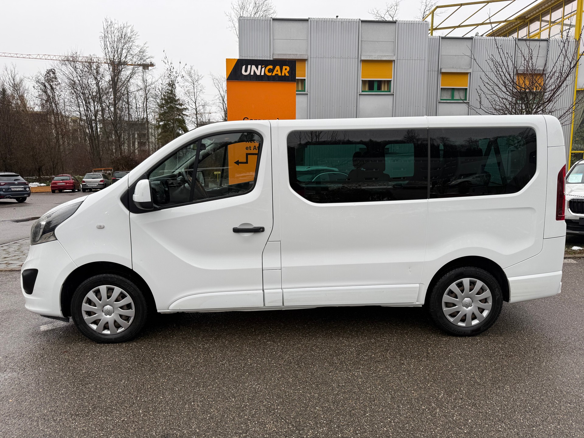 OPEL Vivaro 1.6 CDTI Combi+ 2.9t L1H1-image-2
