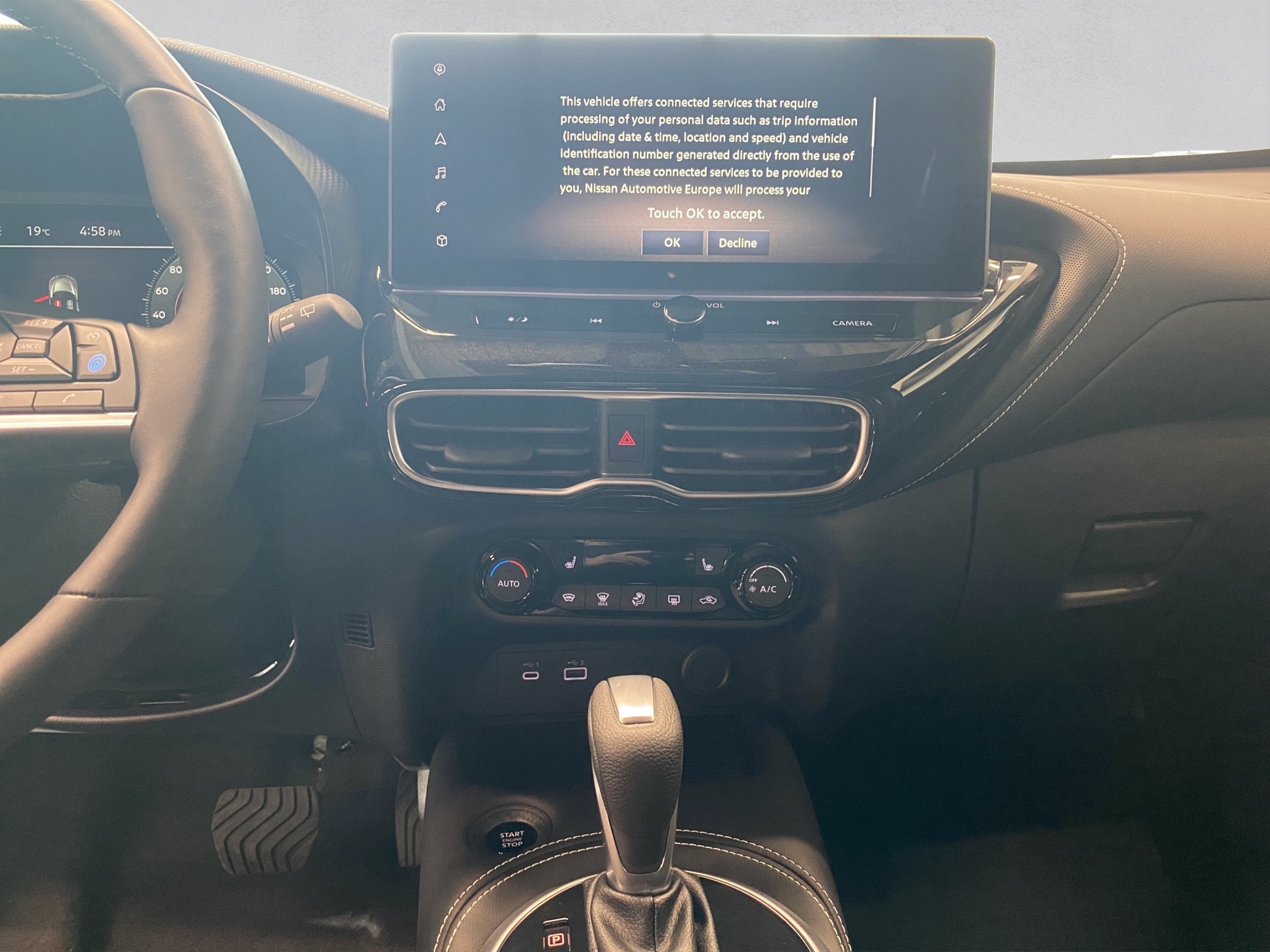 NISSAN Juke 1.0 DIG-T Tekna DCT-image-9