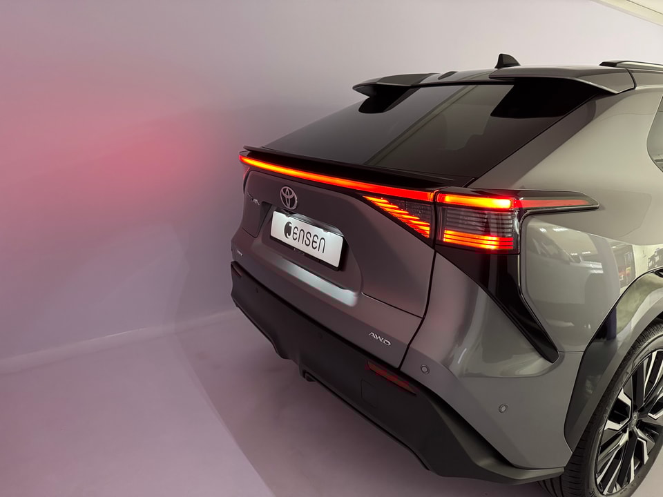 bZ4X Electric 73.1 kWh Premium AWD 22 kW OBC