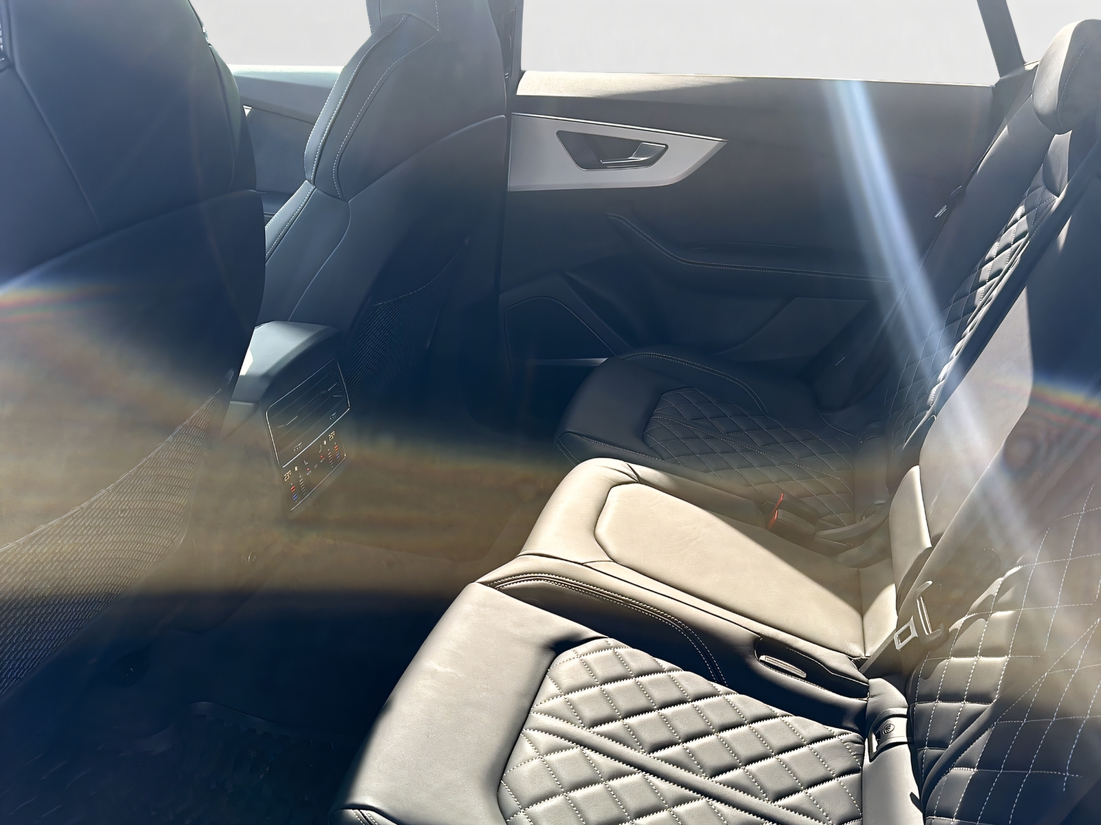AUDI Q8 50 TDI quattro tiptronic-image-7