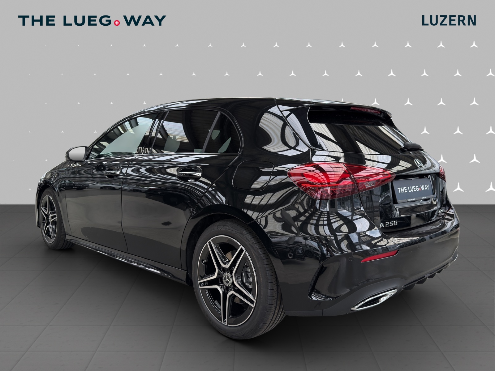 MERCEDES-BENZ A 250 4Matic 8G-DCT-image-2
