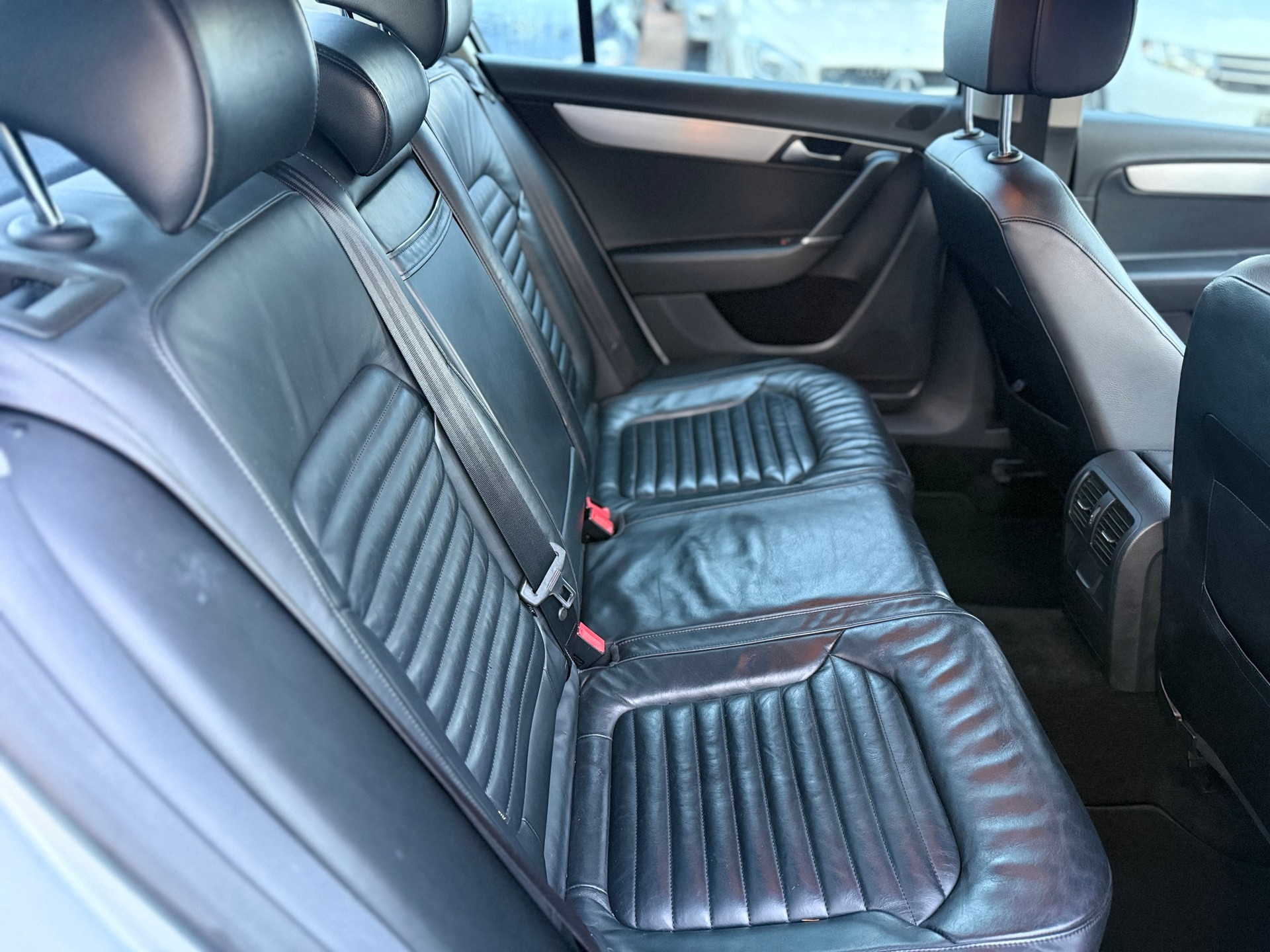VW Passat 1.8 TSI Comfortline DSG-image-7
