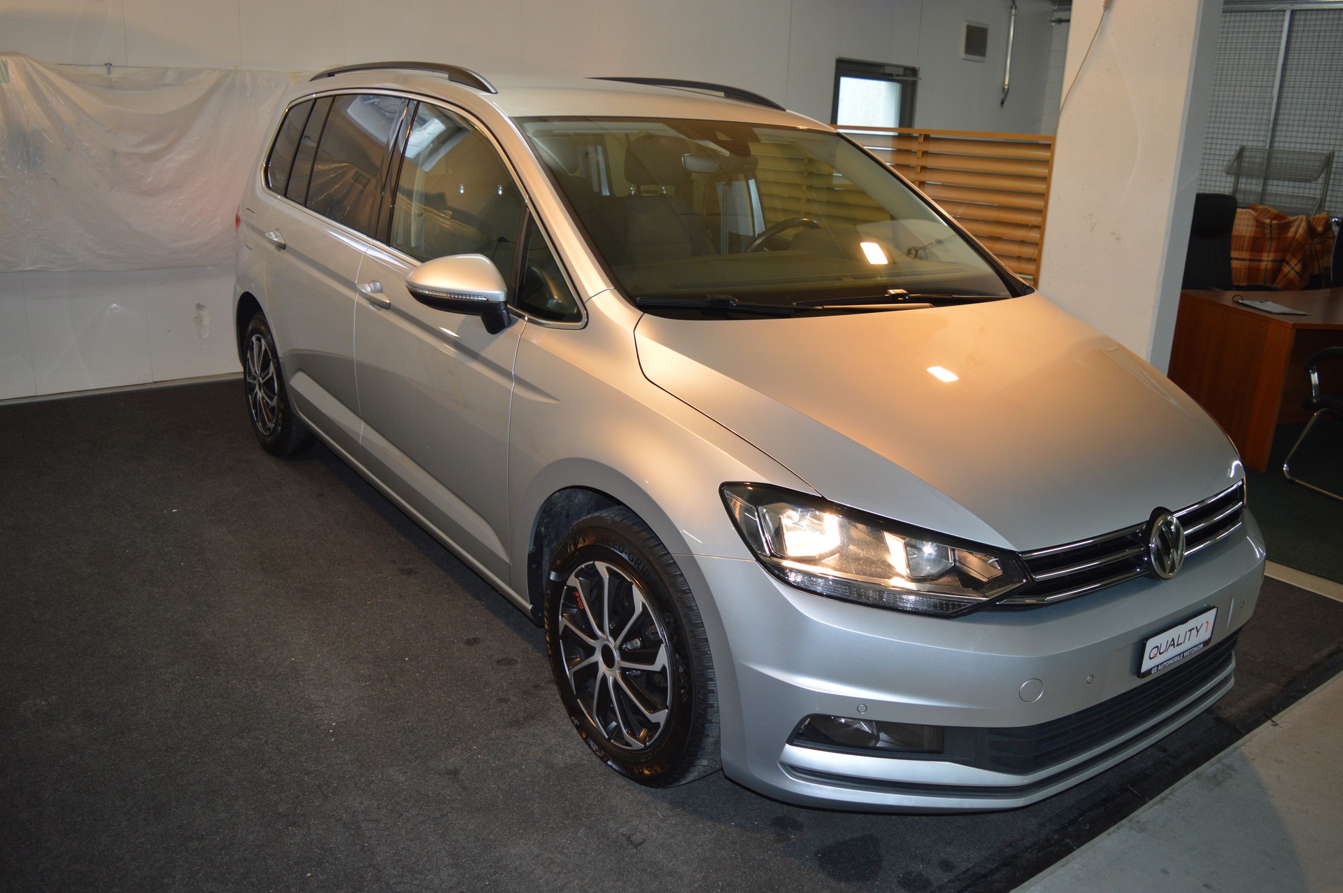 VW Touran 1.5 TSI EVO Comfortline DSG-image-3